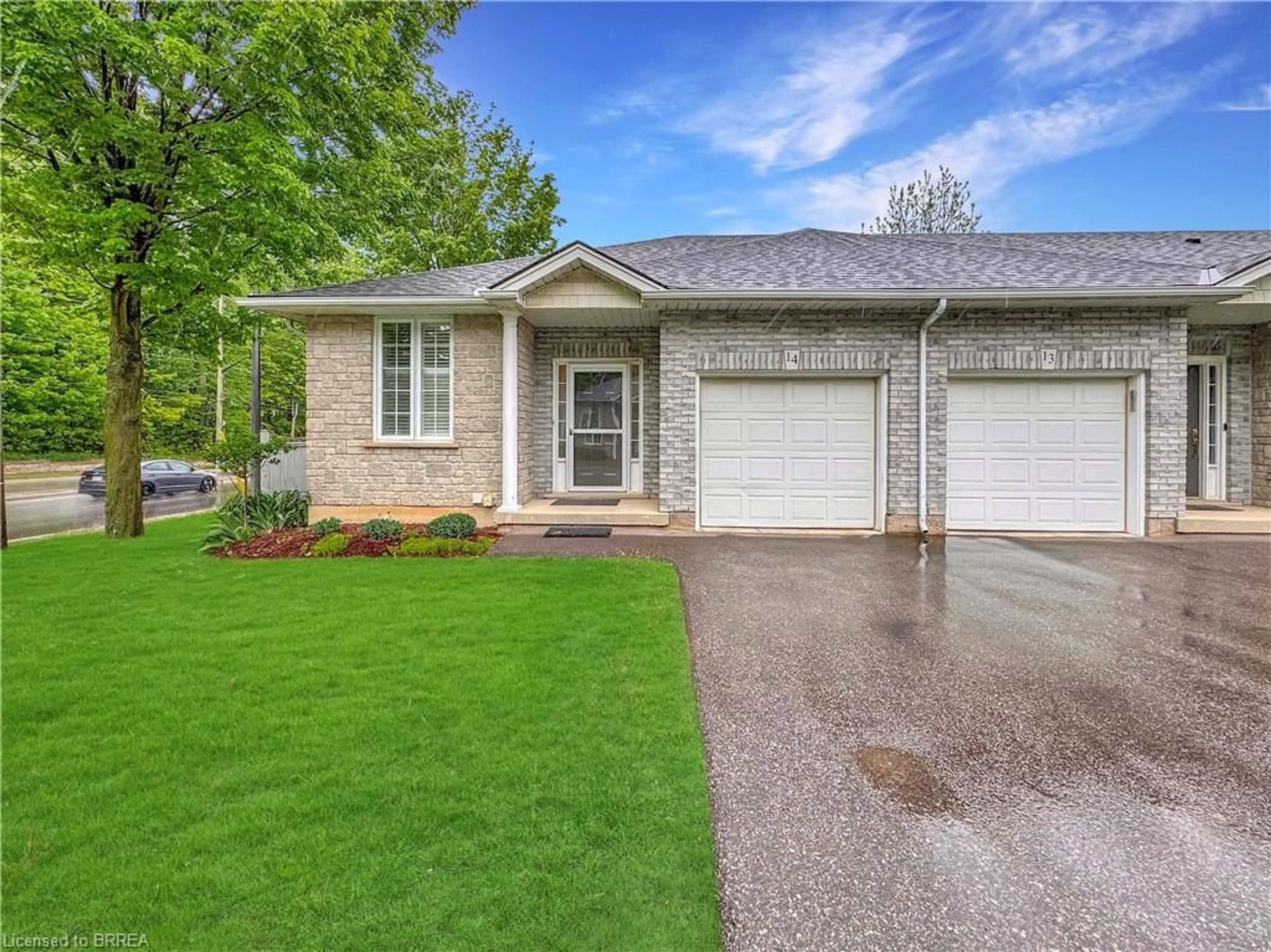 Unknown for 219 Shellard Lane #14, Brantford Ontario N3T 5L5