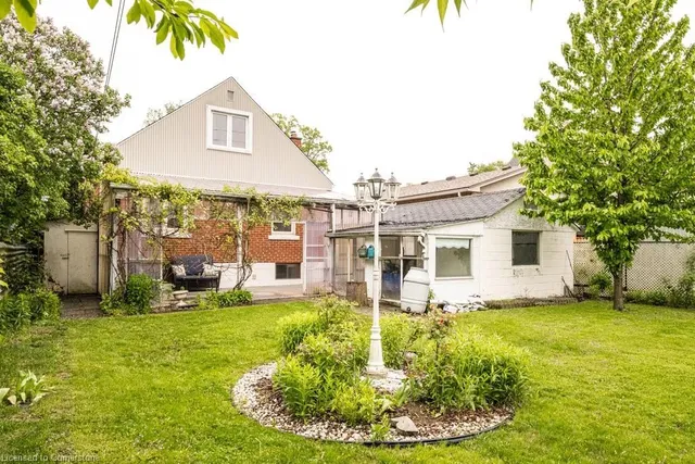 Additional property image - 424 Cochrane Rd