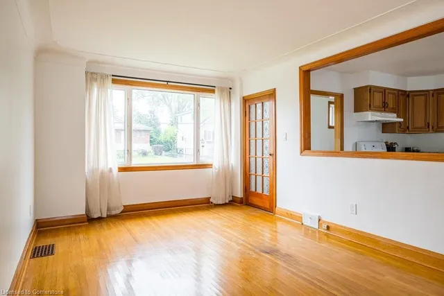 Additional property image - 424 Cochrane Rd
