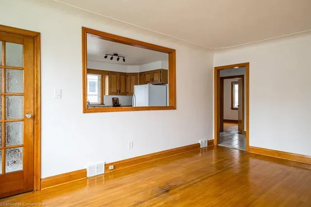 Additional property image - 424 Cochrane Rd