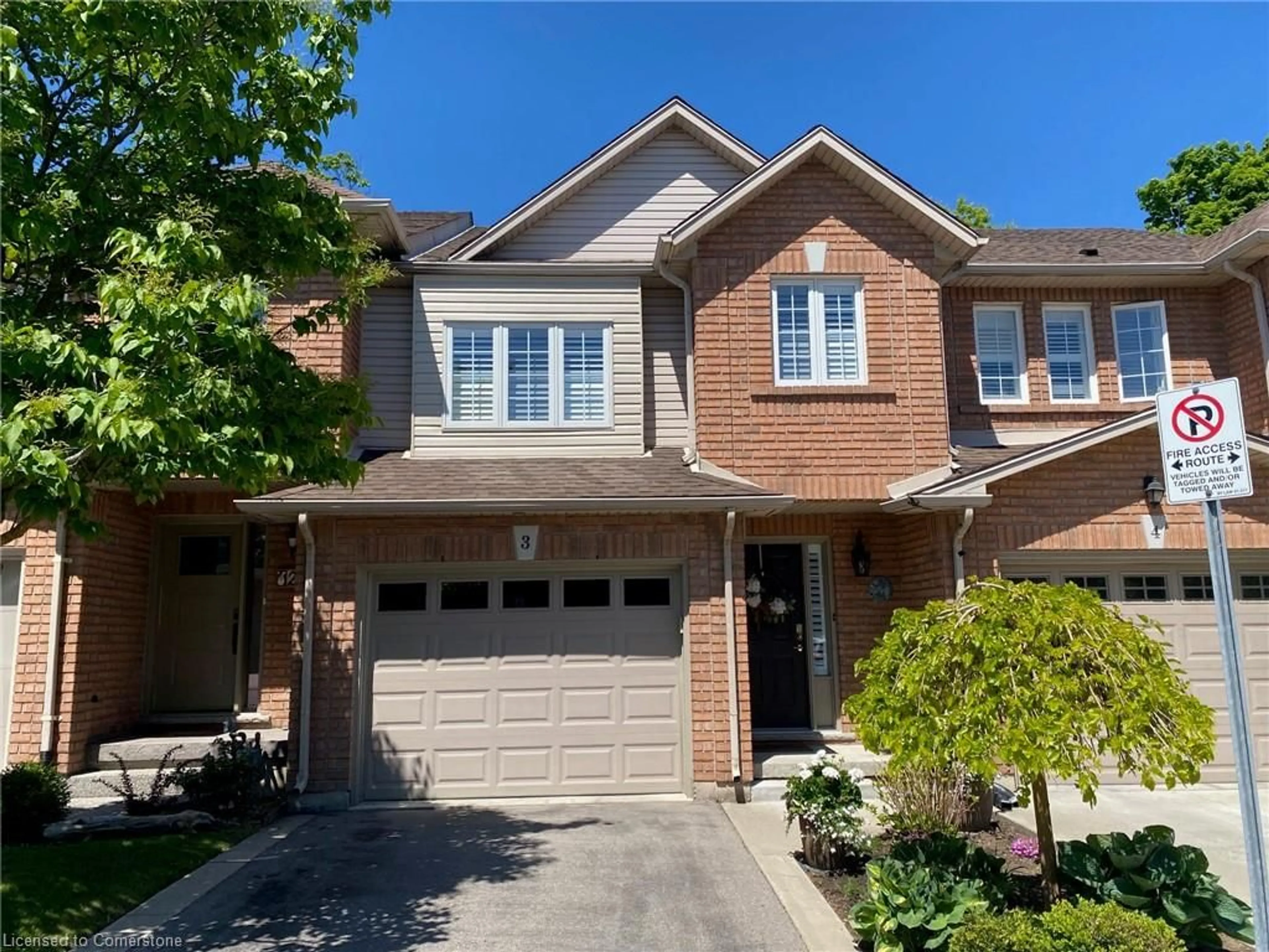Home with brick exterior material, street for 348 Highland Rd #3, Stoney Creek Ontario L8J 3W5