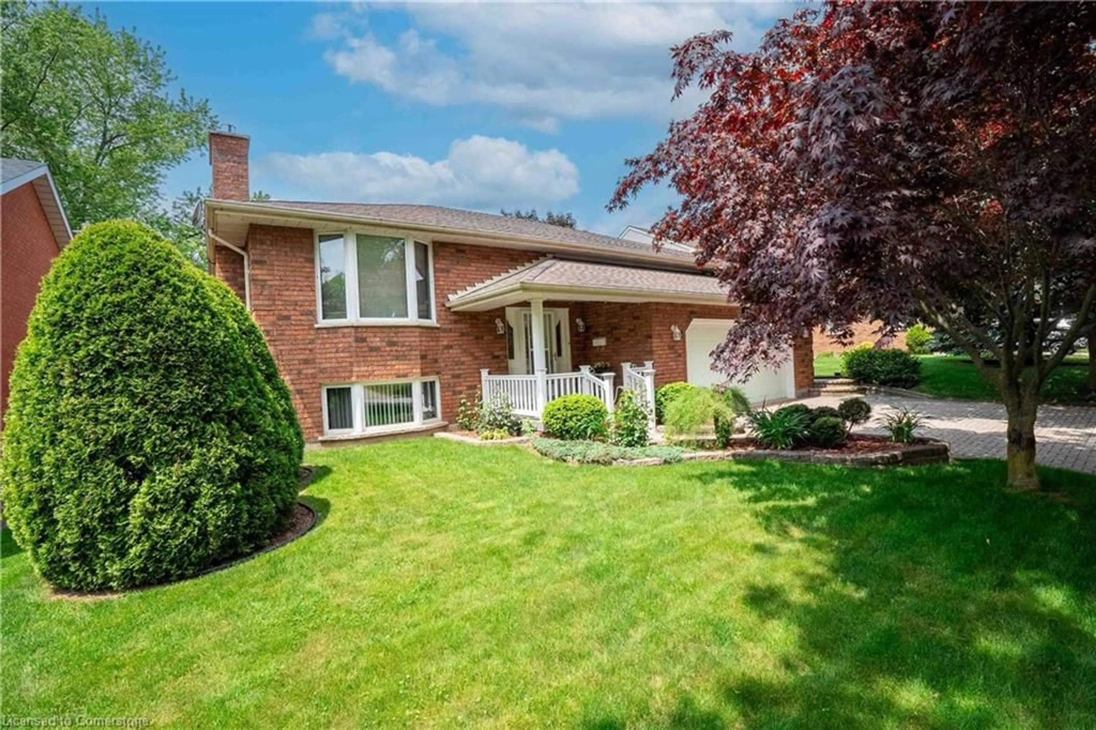 Home with brick exterior material, street for 12 Fern Gt Gate, Pelham Ontario L0S 1E4