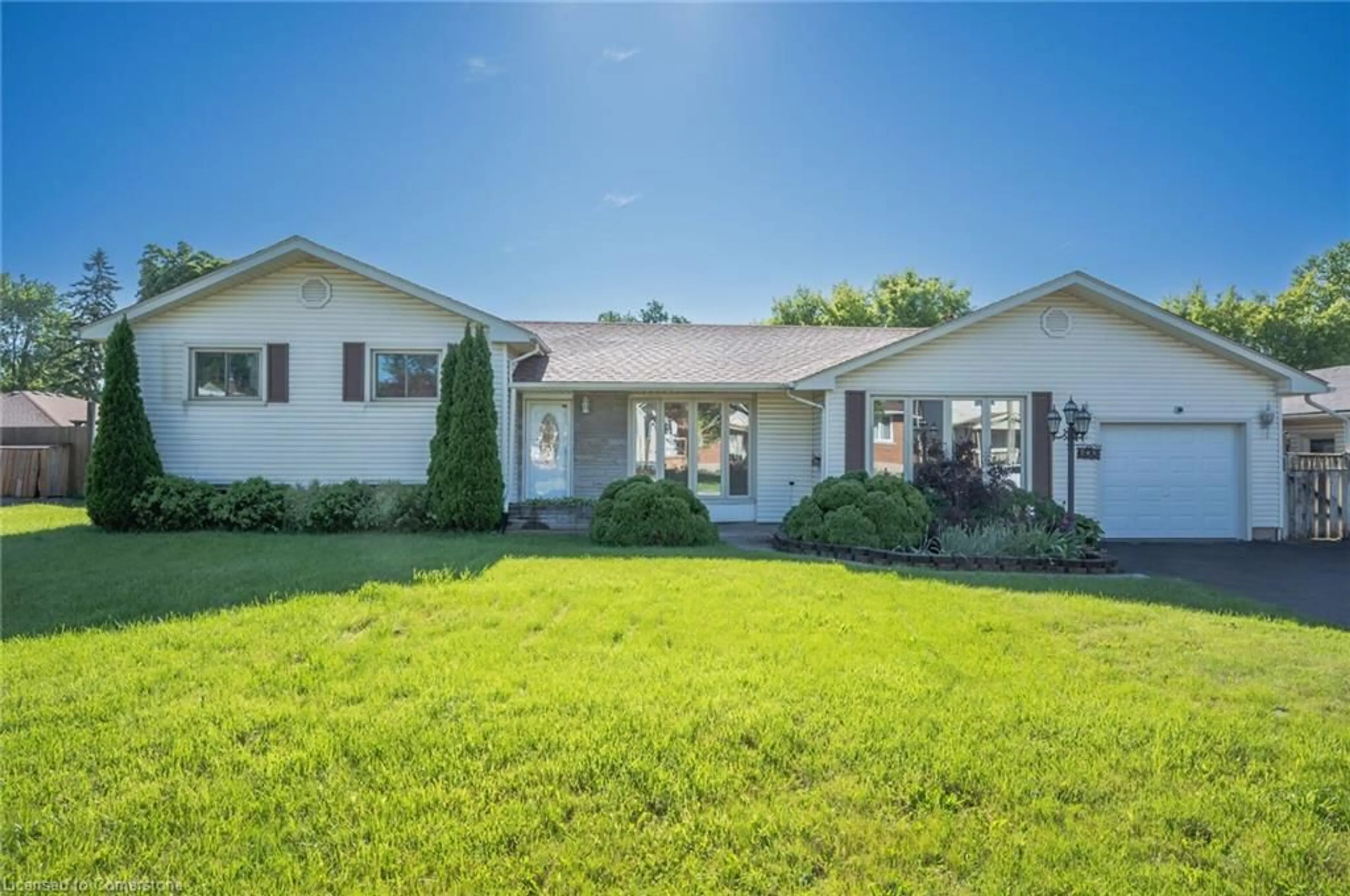 Unknown for 245 Marshall Ave, Welland Ontario L3C 2N3