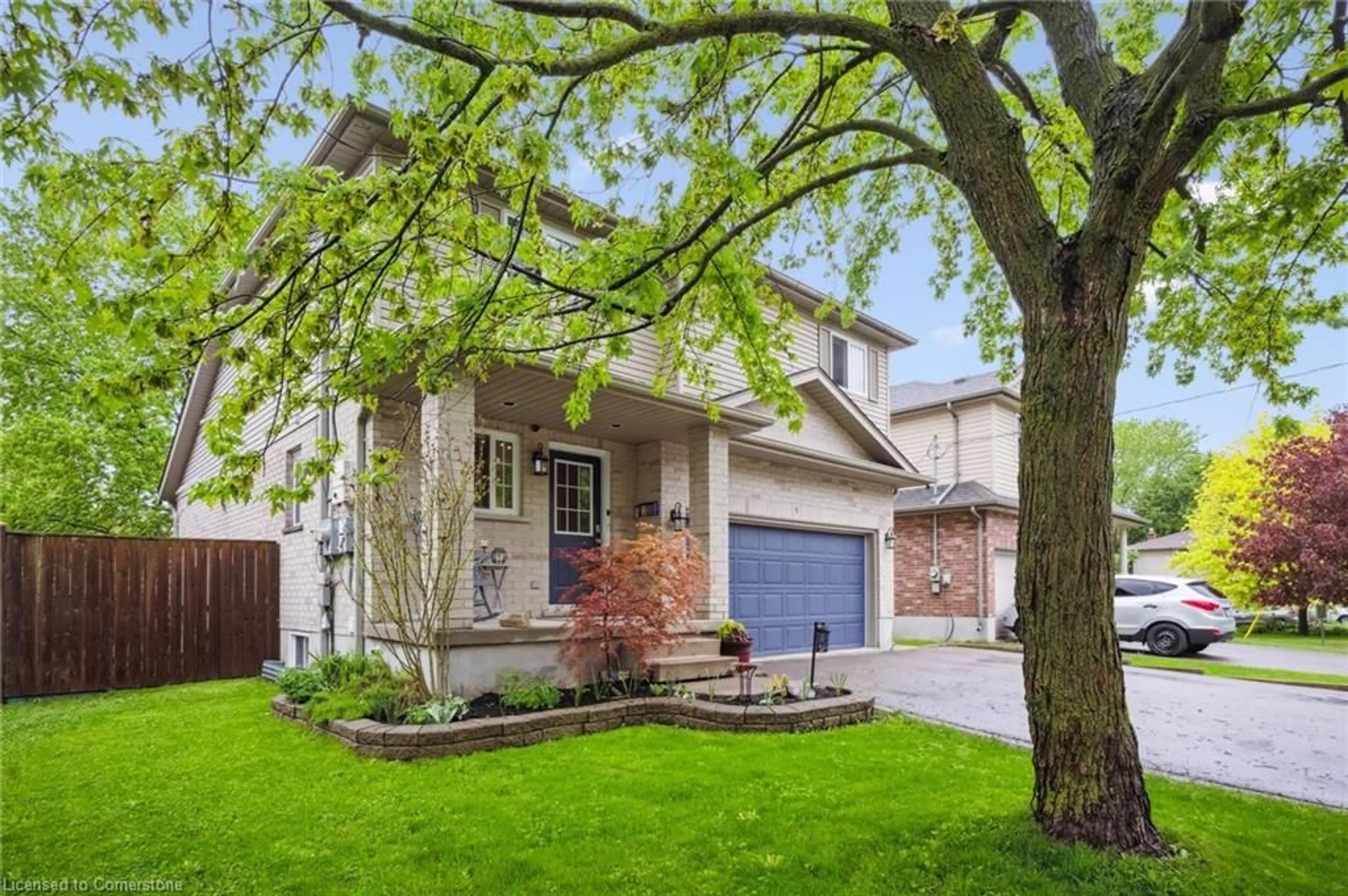 Home with brick exterior material, street for 9 Park Ave, Elmira Ontario N3B 2H2