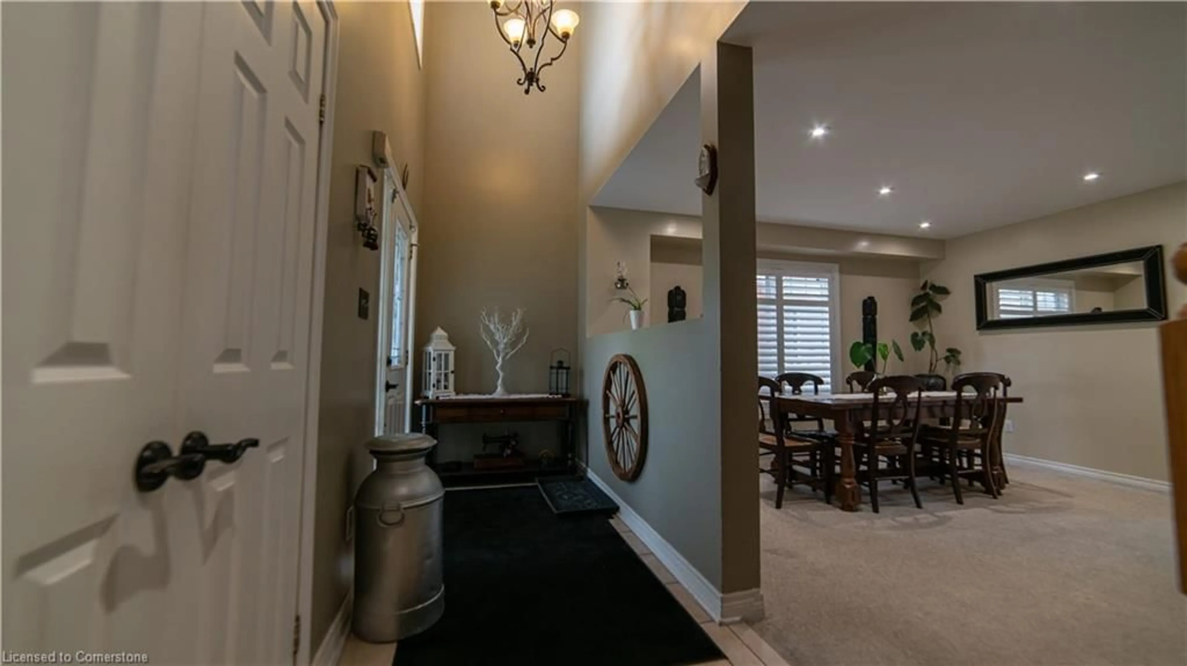 Indoor foyer for 3 Mccurdy Dr, Tottenham Ontario L0G 1W0