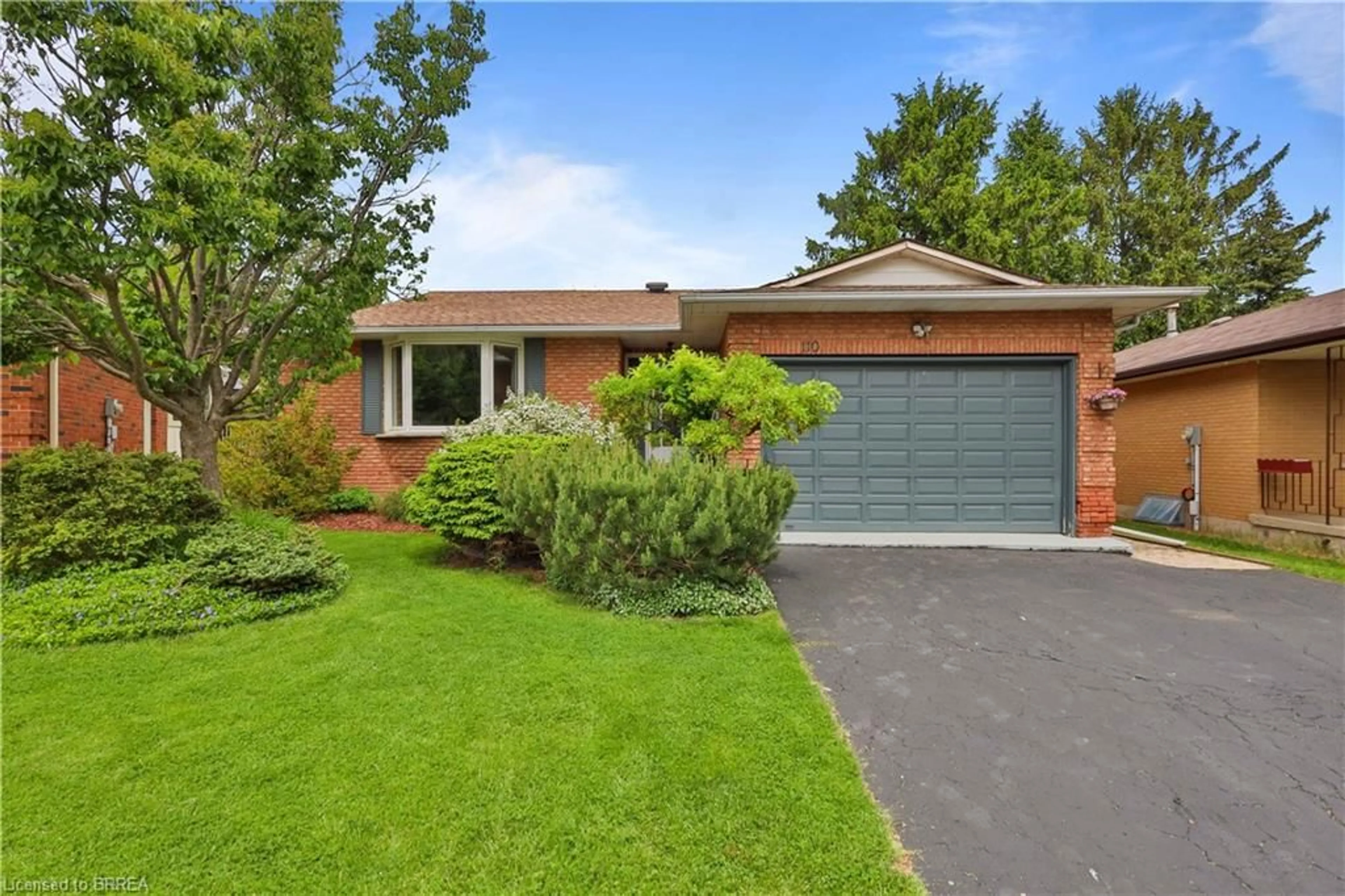 Home with brick exterior material, street for 110 Albion Crt, Kitchener Ontario N2E 2N3