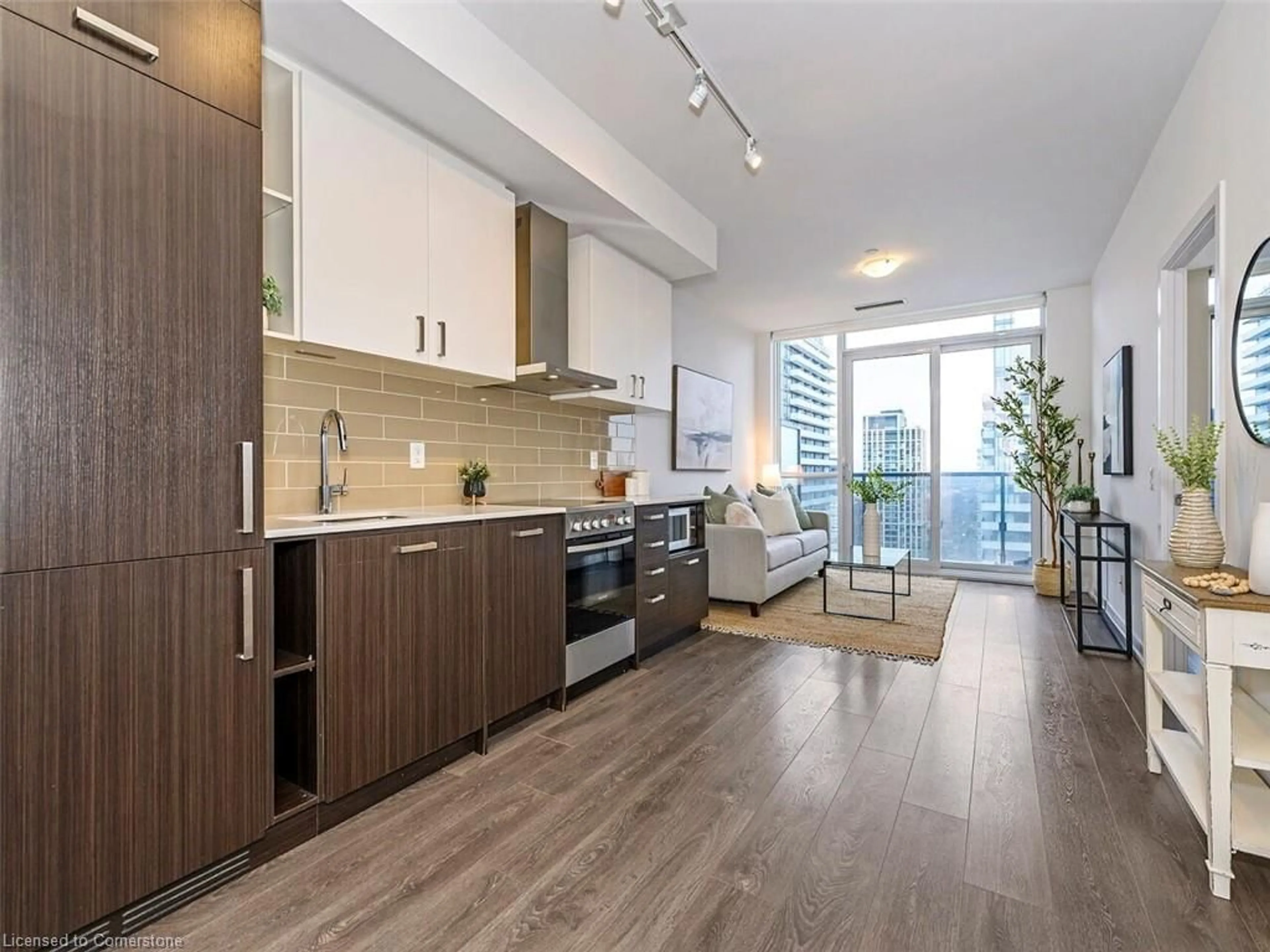 Open concept kitchen, wood/laminate floor for 125 Redpath Avenue Ave #PH 104, Toronto Ontario M4S 0B5