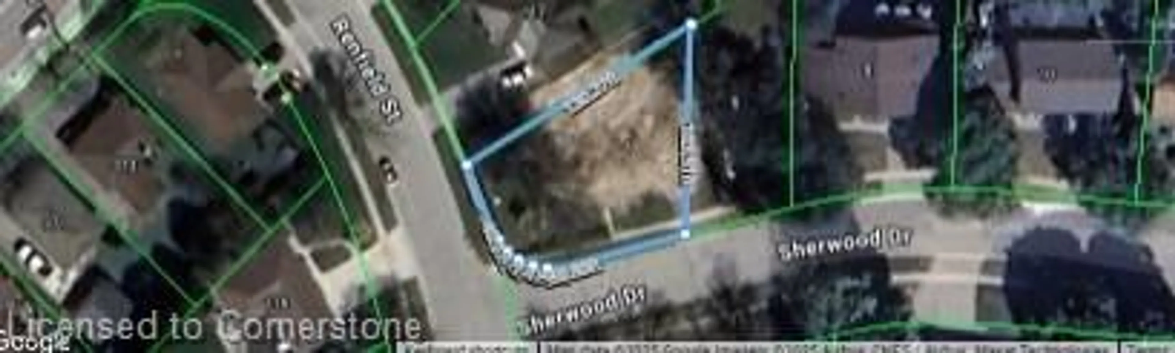 A pic from outside/outdoor area/front of a property/back of a property/a pic from drone, building for 4 Sherwood St, Guelph Ontario N1E 1R6