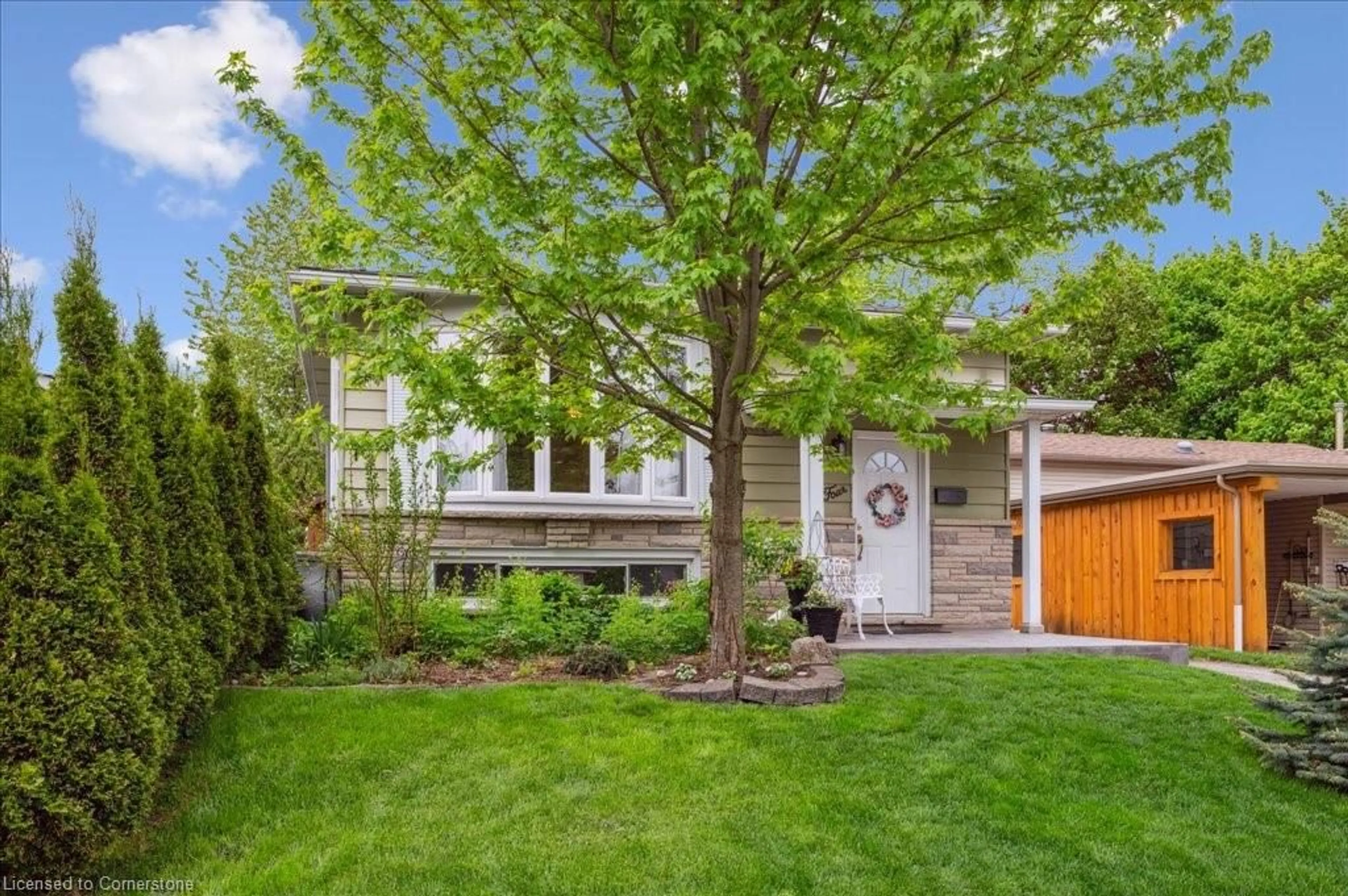 Unknown for 4 Oak Dr, Elmira Ontario N3B 1X6