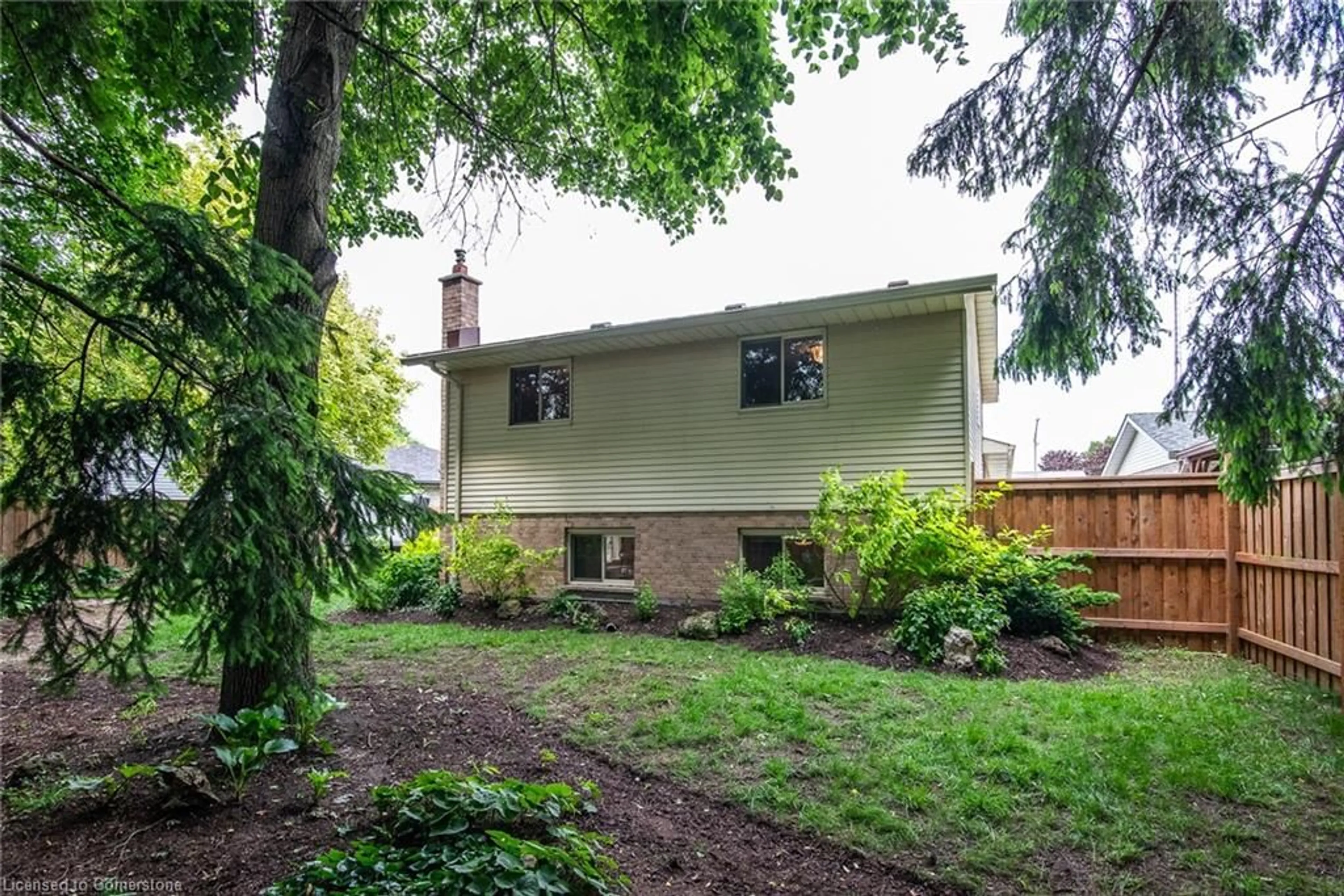 Unknown for 19 Eagle Dr, Elmira Ontario N3B 3J1