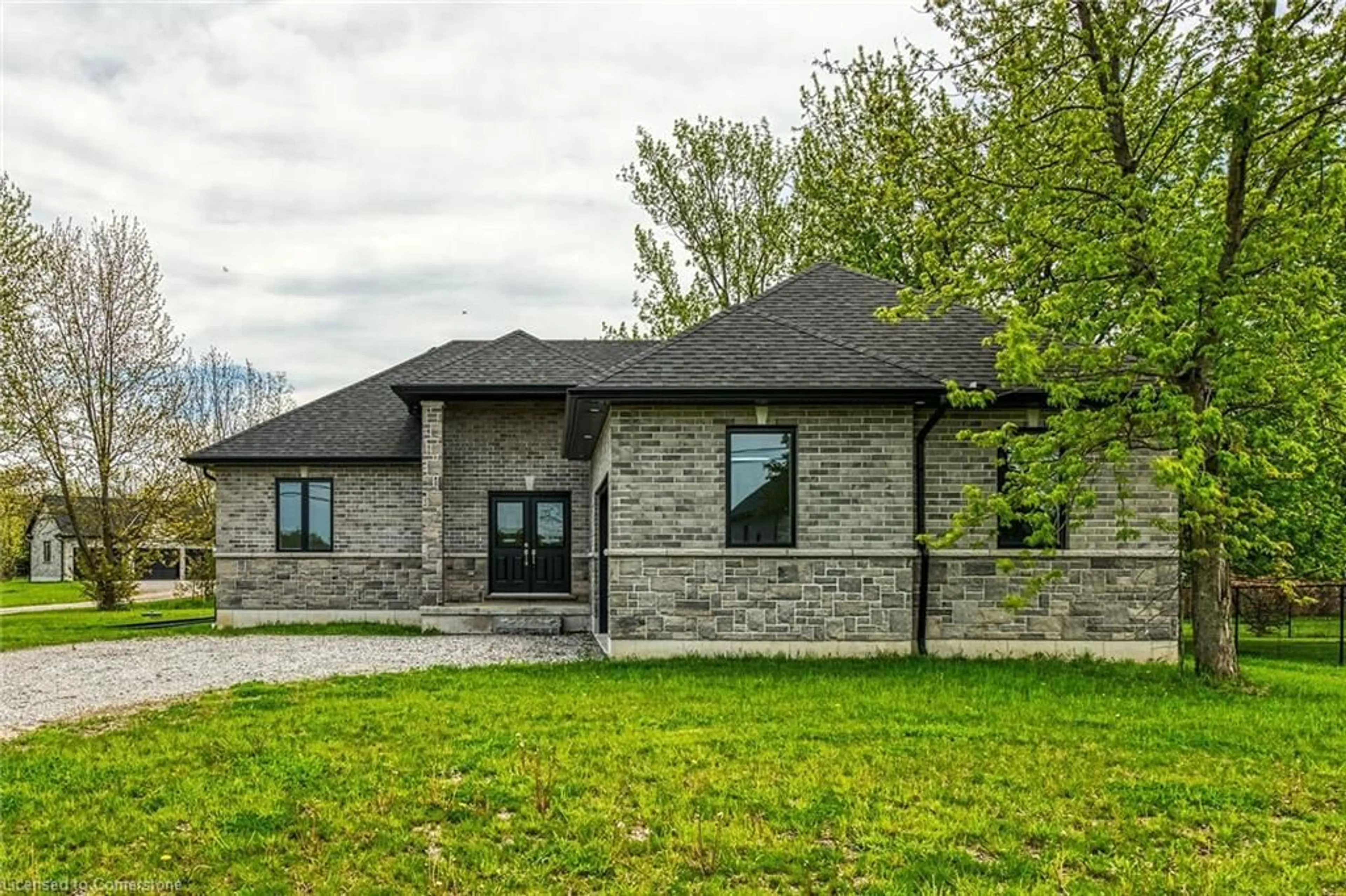 Home with brick exterior material, building for 786 South Coast Dr, Peacock Point Ontario N0A 1P0