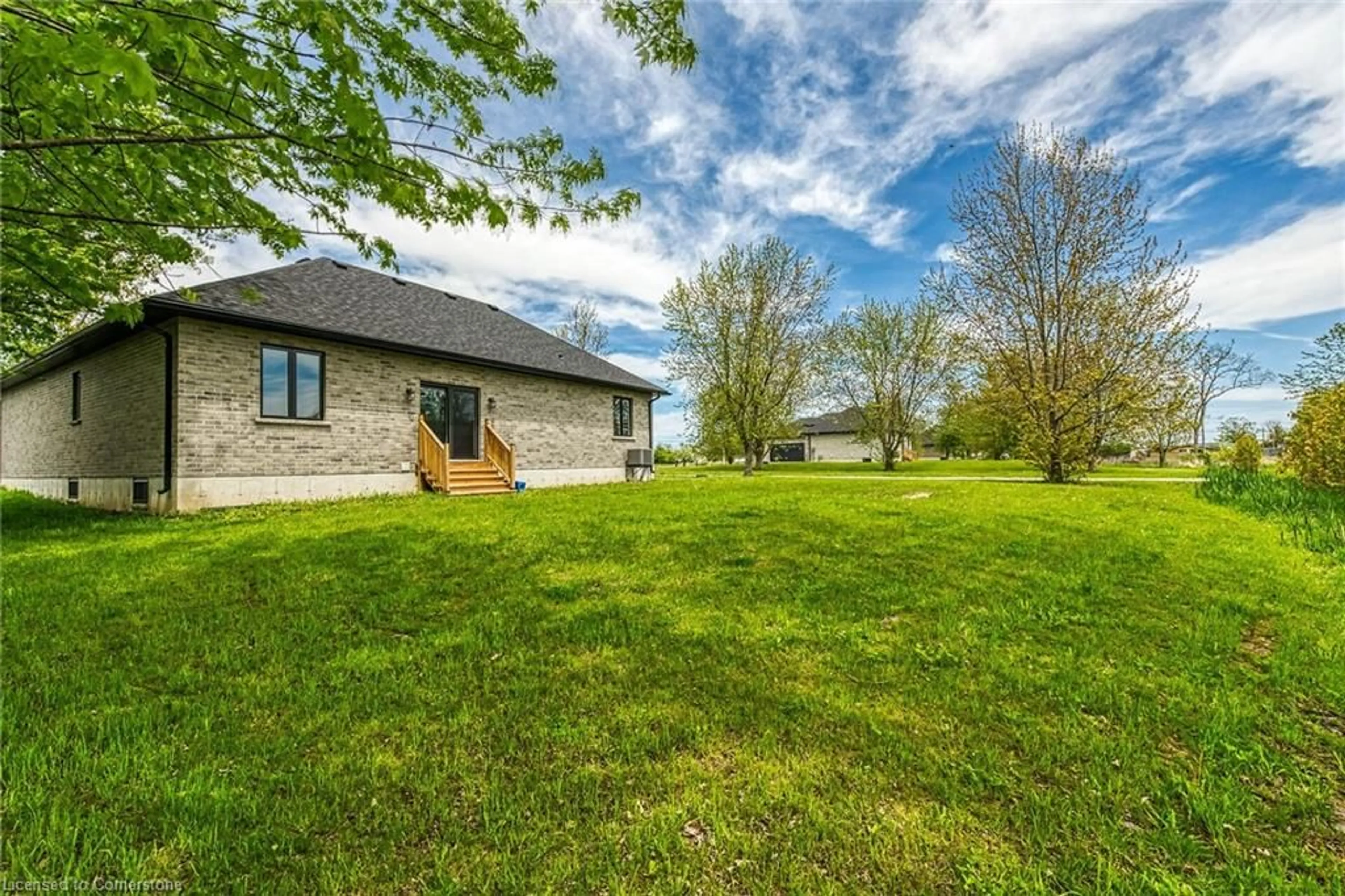 A pic from outside/outdoor area/front of a property/back of a property/a pic from drone, unknown for 786 South Coast Dr, Peacock Point Ontario N0A 1P0