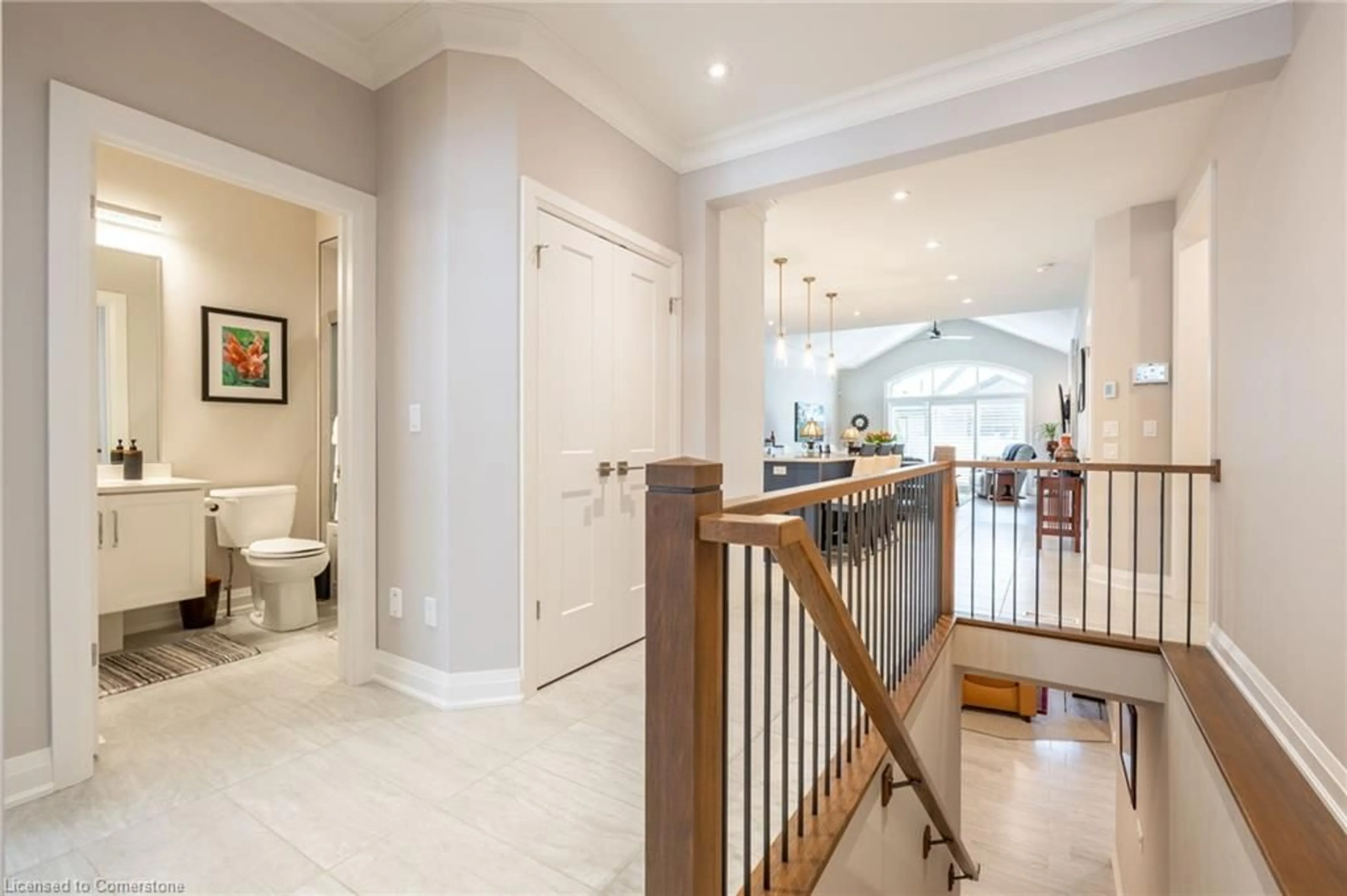 Indoor entryway for 12 Carrick Trail, Welland Ontario L3B 0E7