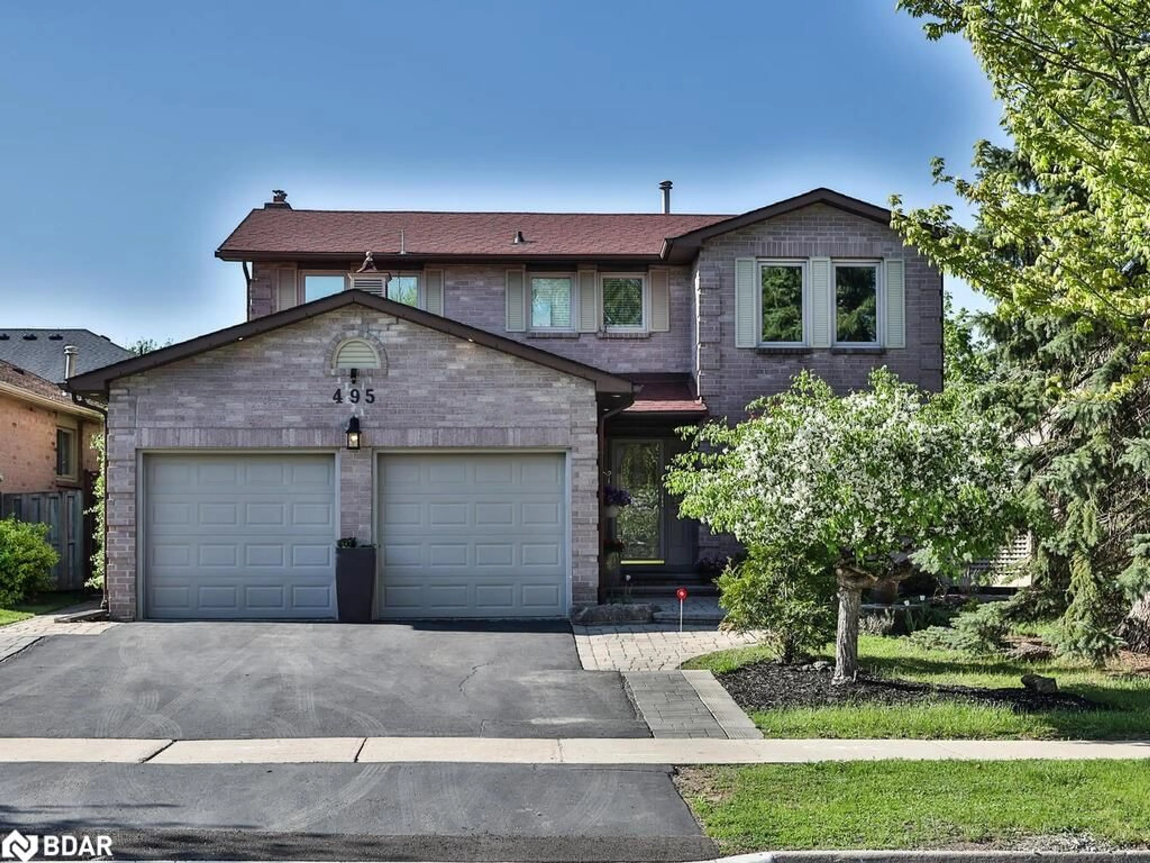 Home with brick exterior material, street for 495 Bristol Rd, Newmarket Ontario L3Y 6T4