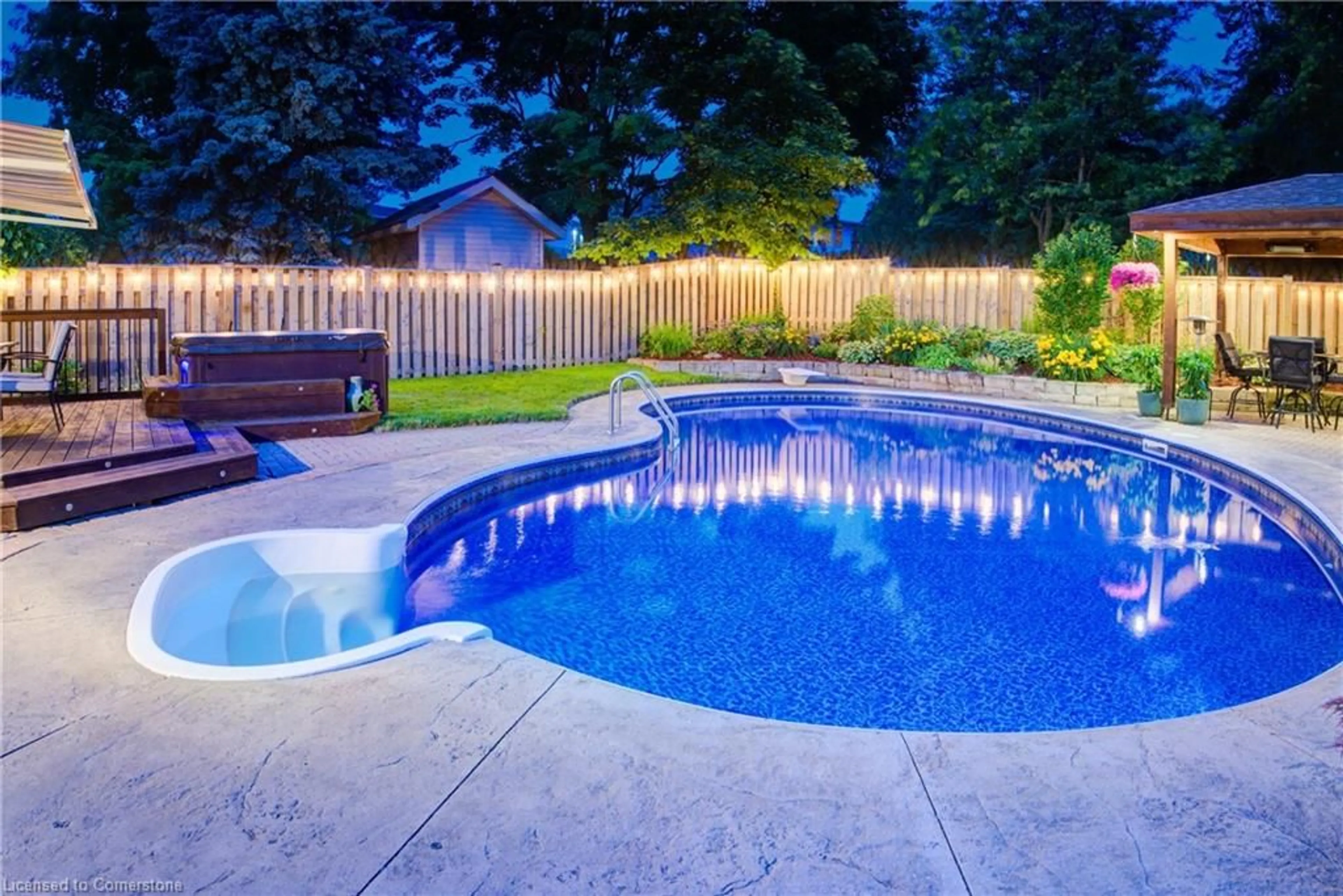 Pool for 9 Toynbee Cres, Kitchener Ontario N2N 1R8