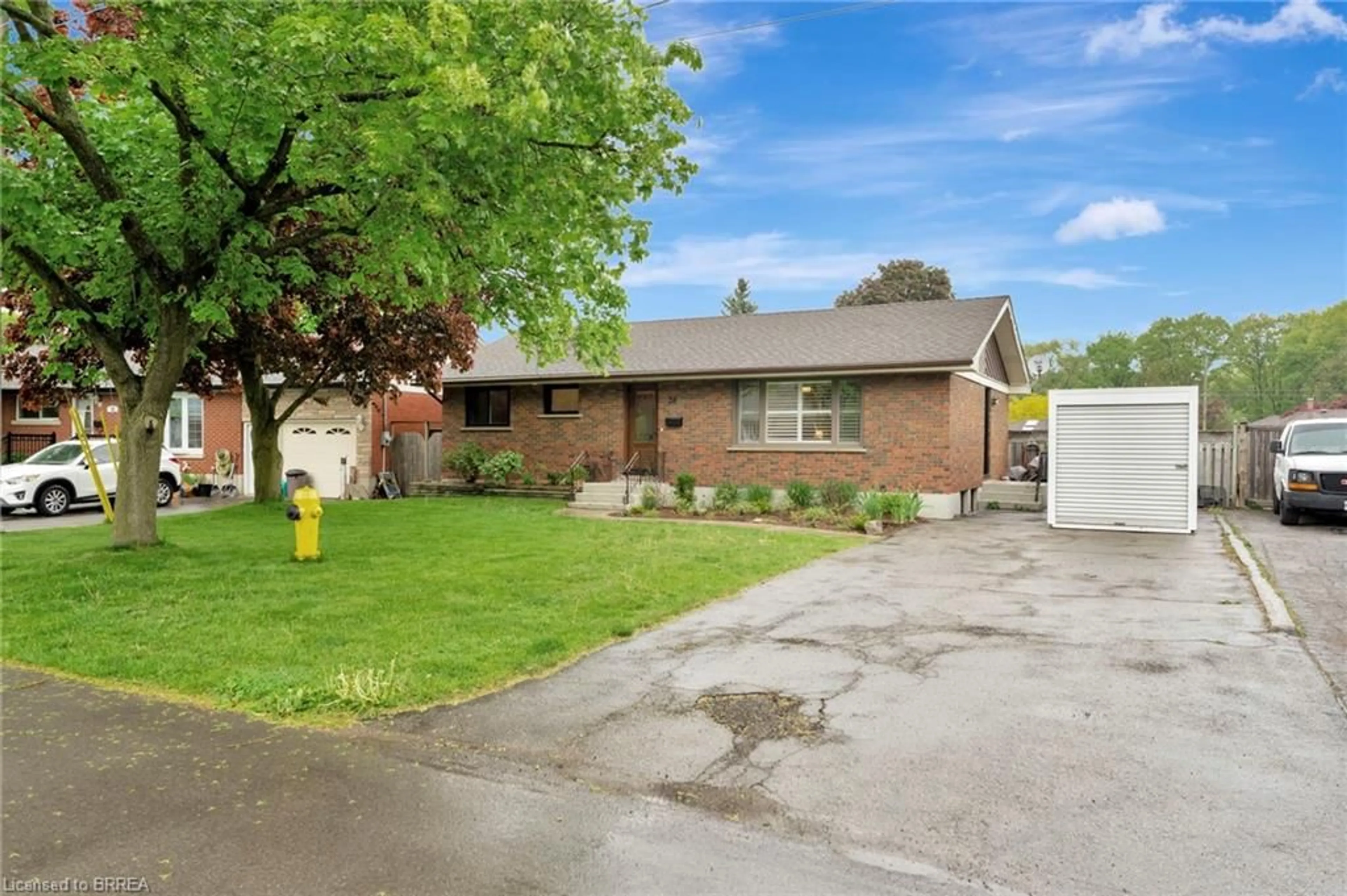 Unknown for 38 Hickery Pl, Brantford Ontario N3S 3C8