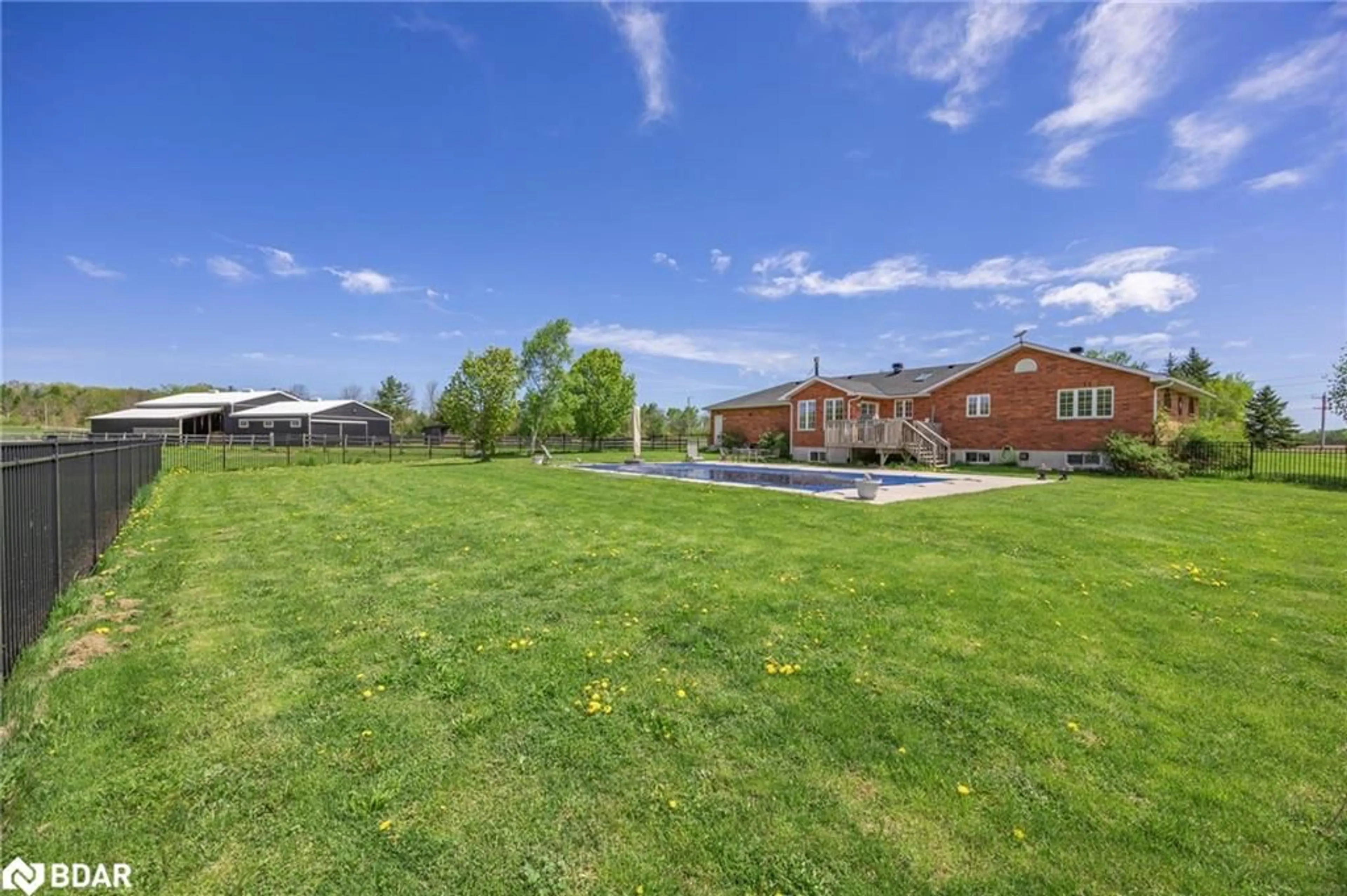 A pic from outside/outdoor area/front of a property/back of a property/a pic from drone, unknown for 1846 Atkinson Rd, Springwater Ontario L0L 2K0