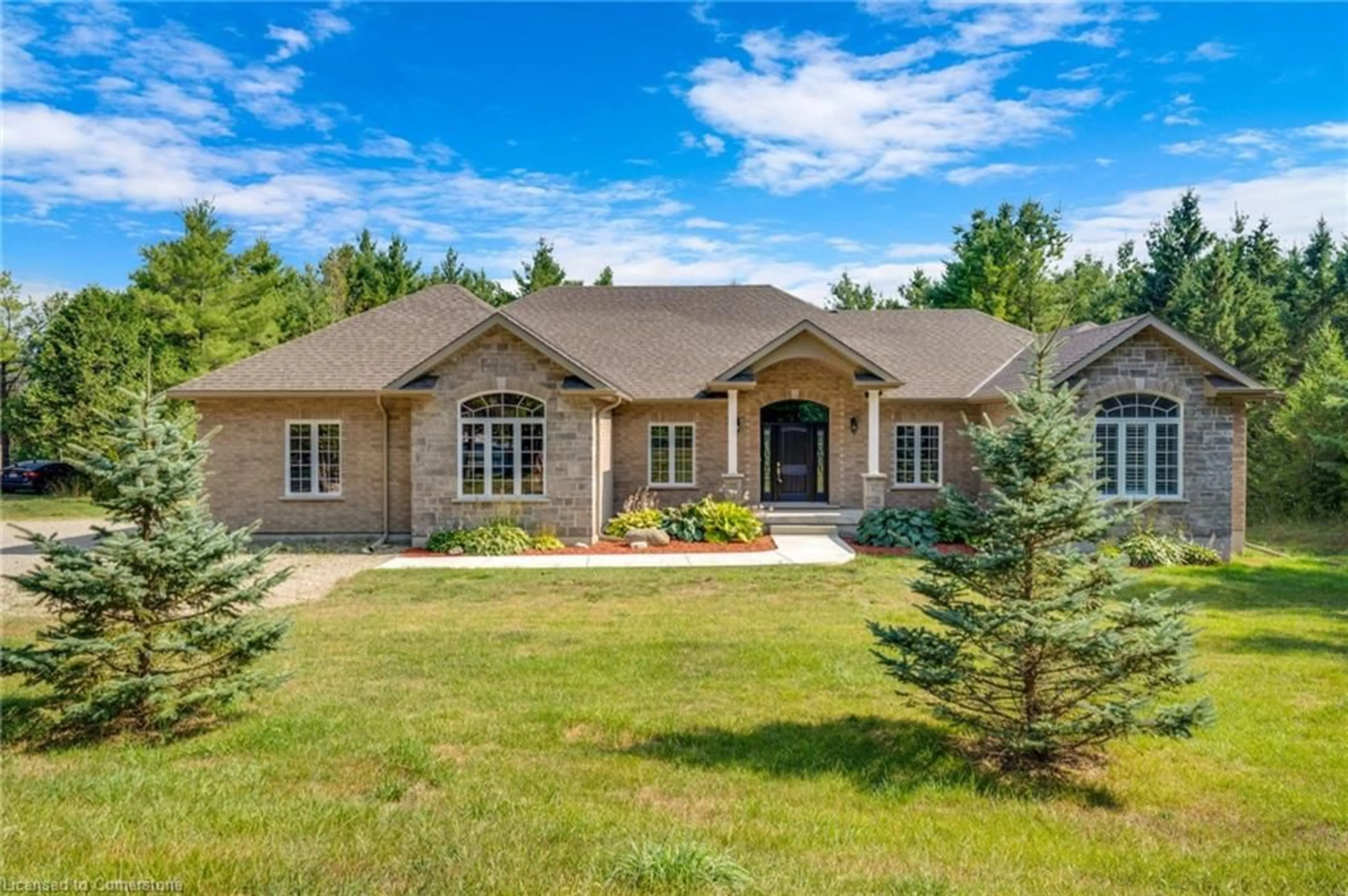 Home with brick exterior material, unknown for 6845 Wellington Road 34, Puslinch Ontario N3C 2V4
