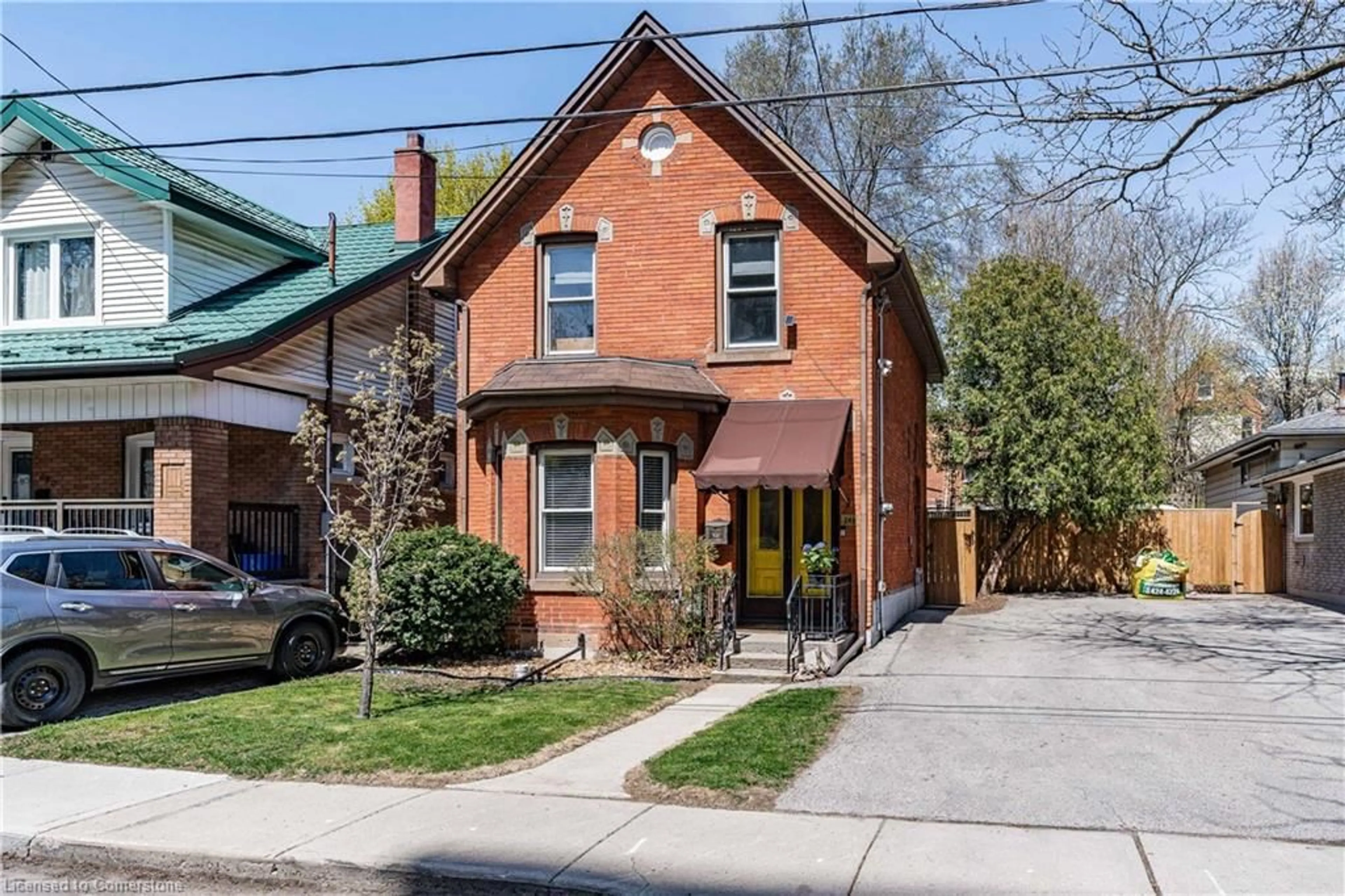 Home with brick exterior material, street for 248 Bold St, Hamilton Ontario L8P 1V8