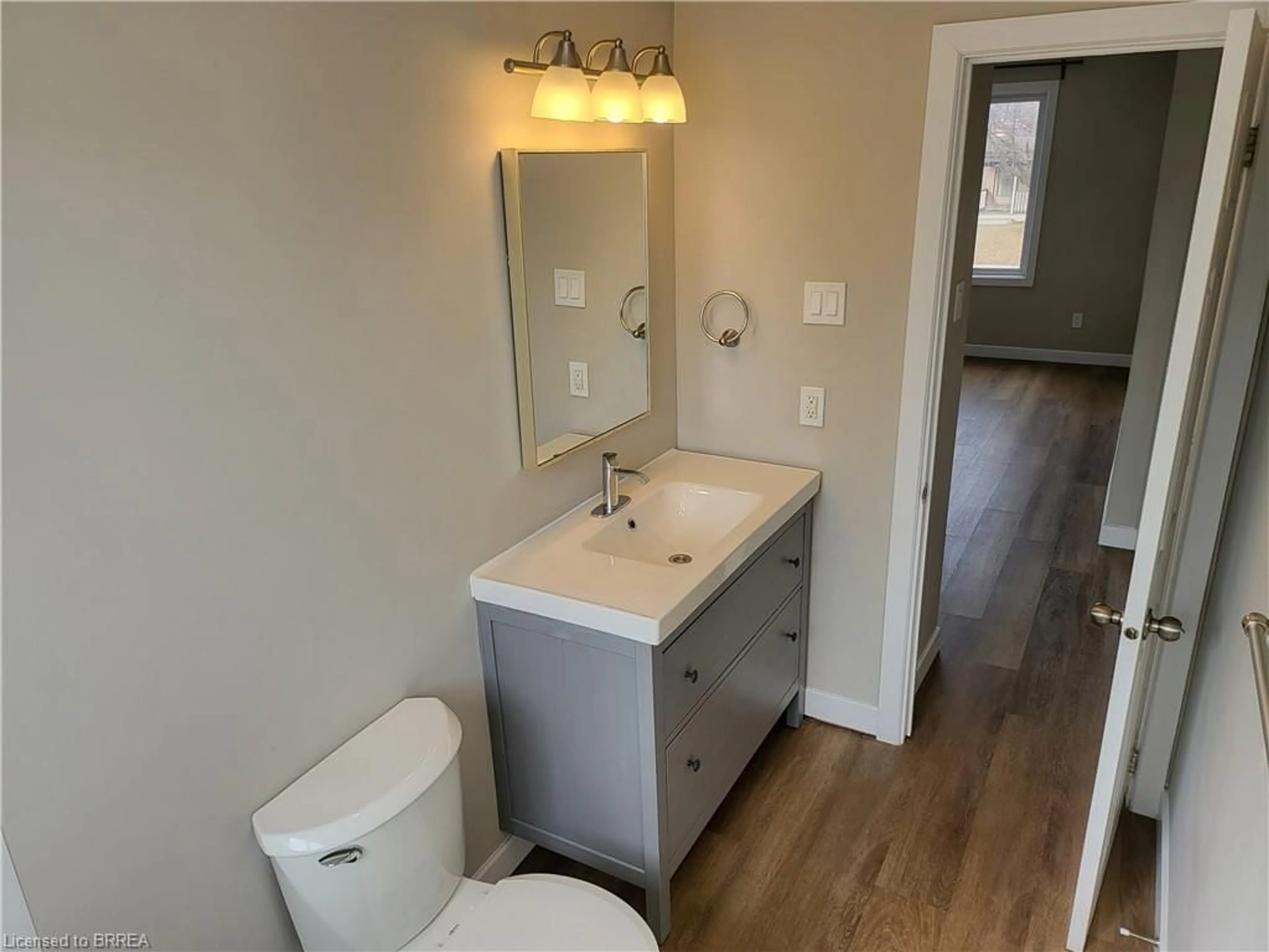 Unknown for 1438 Beckworth Ave, London Ontario N5V 2K7