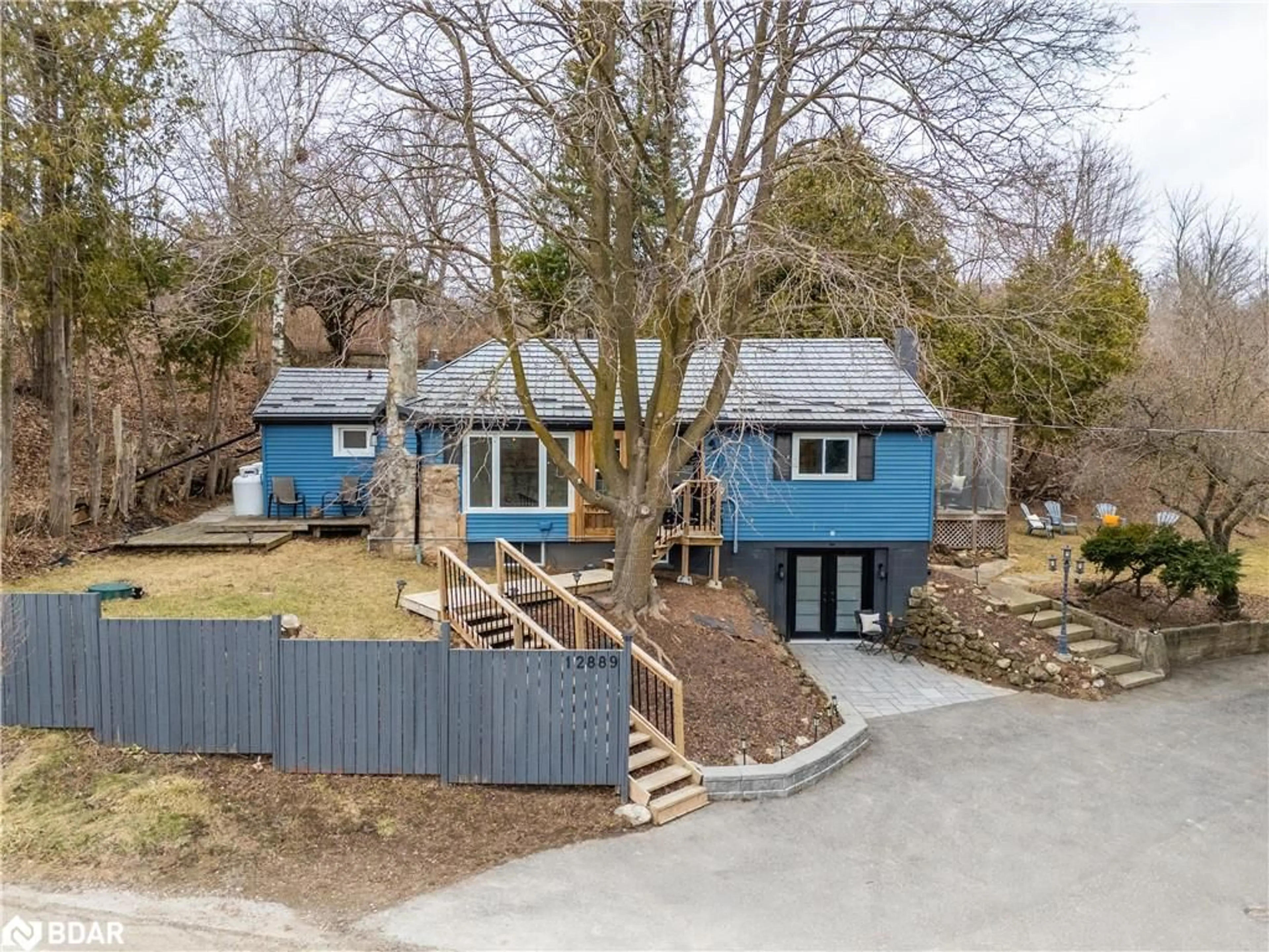 A pic from outside/outdoor area/front of a property/back of a property/a pic from drone, street for 12889 Third Line, Acton Ontario L7J 2M1