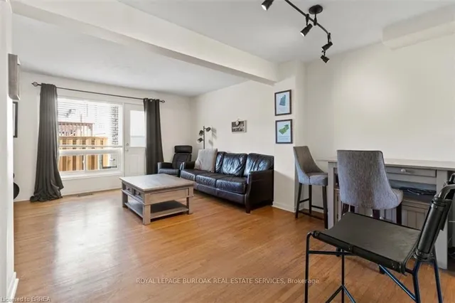 Additional image 20 of 11 Colmar Pl Unit 2