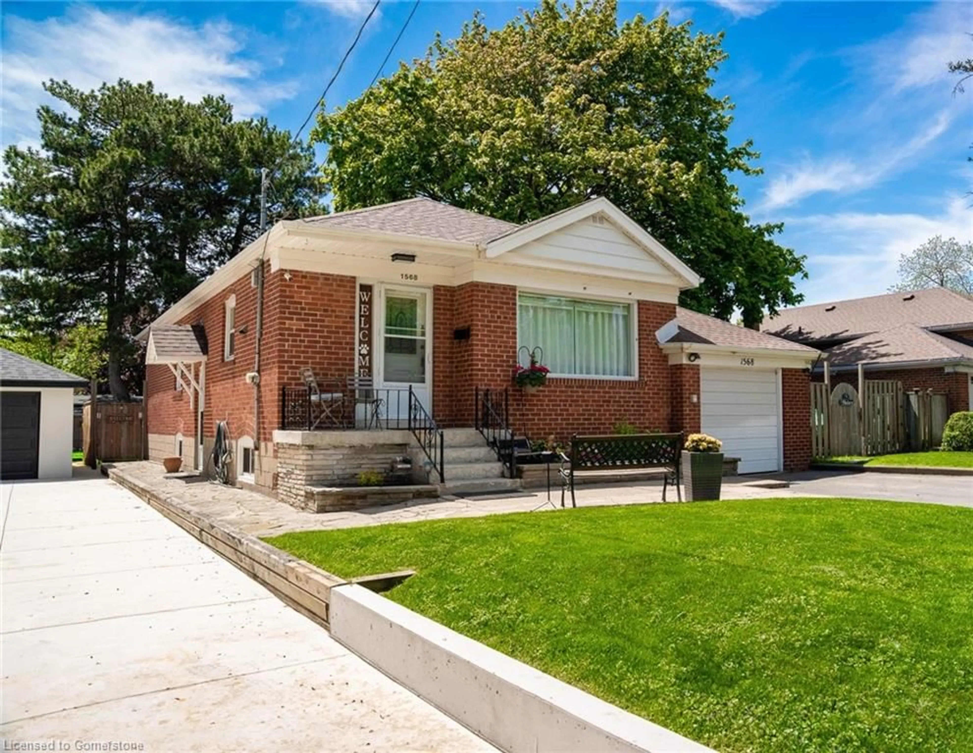 Home with brick exterior material, street for 1568 Asgard Dr, Mississauga Ontario L5E 2B9