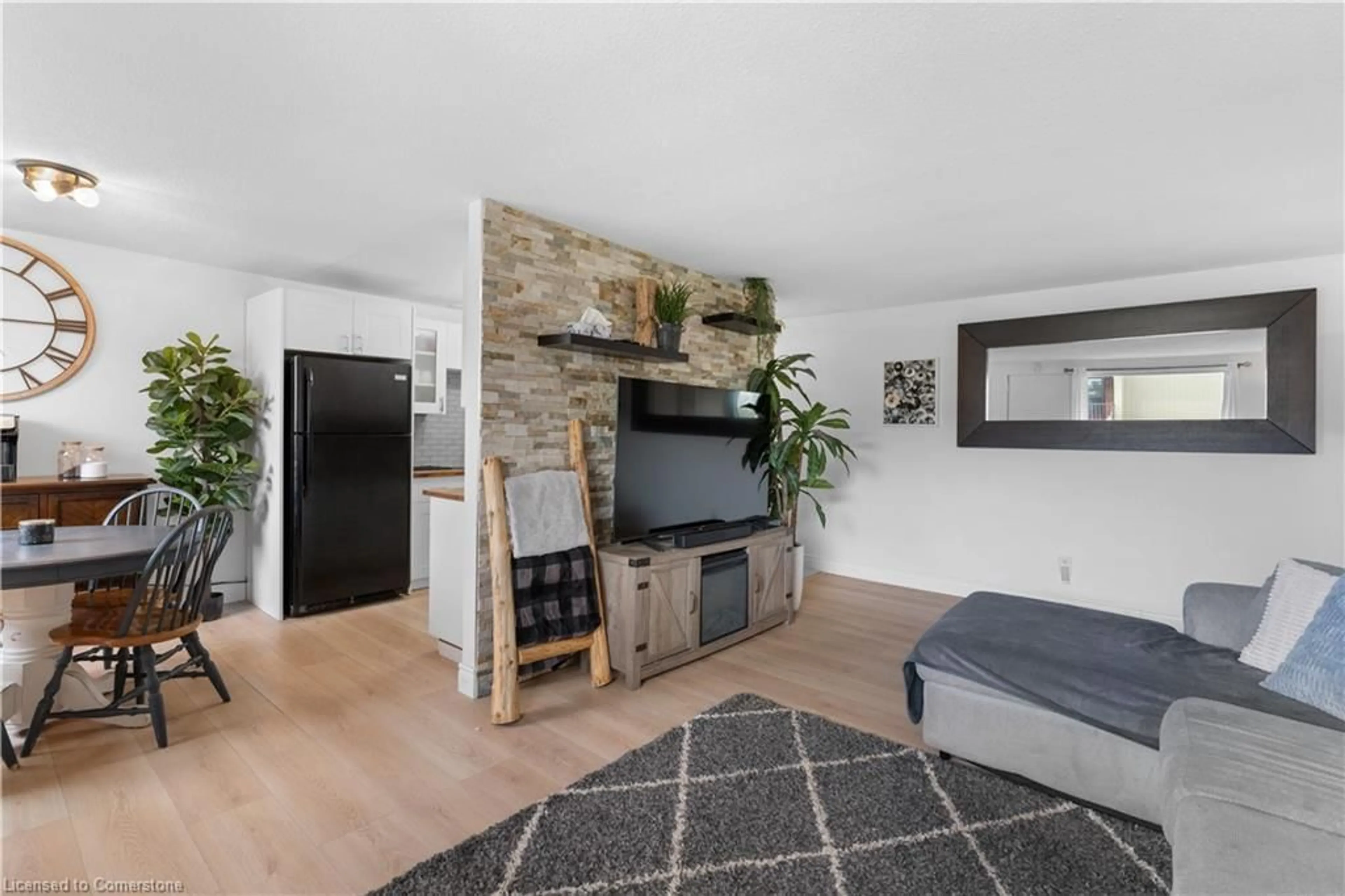 Living room with furniture, unknown for 4 Avalon Pl #305, Kitchener Ontario N2M 4N6