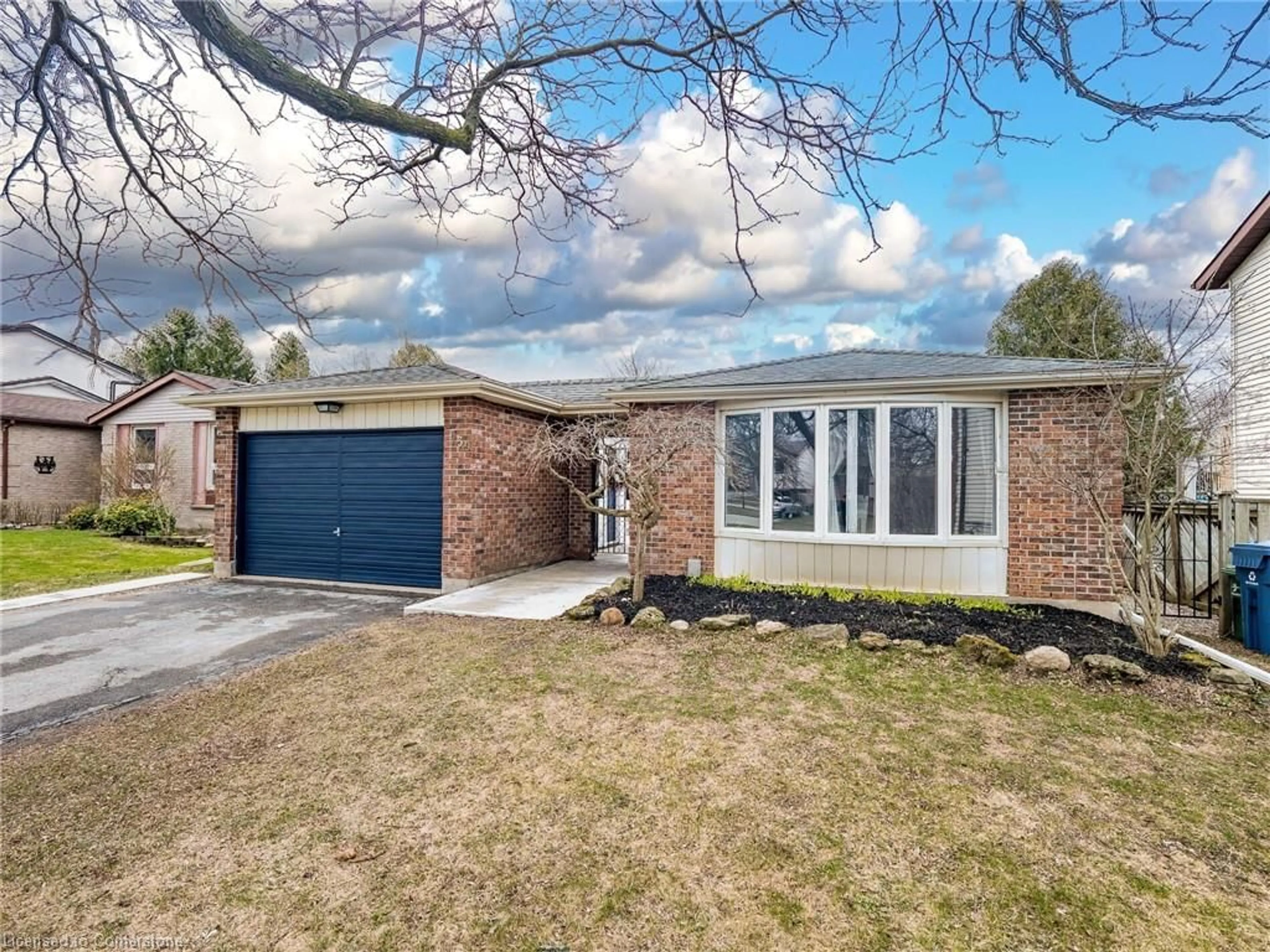 Home with brick exterior material, street for 539 Kortright Rd, Guelph Ontario N1G 3J6