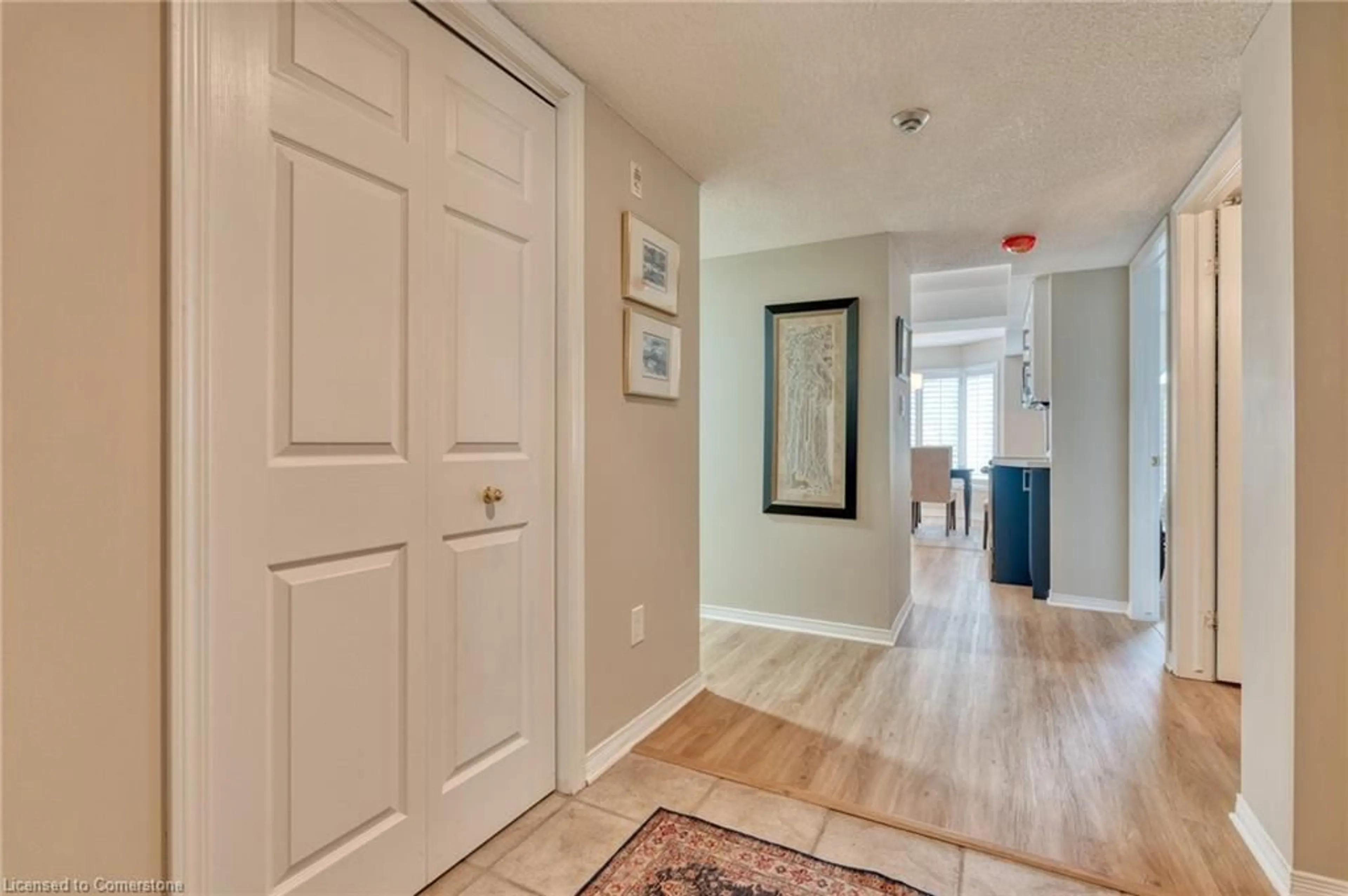Indoor entryway for 216 Plains Rd #108C, Burlington Ontario L7T 4L1