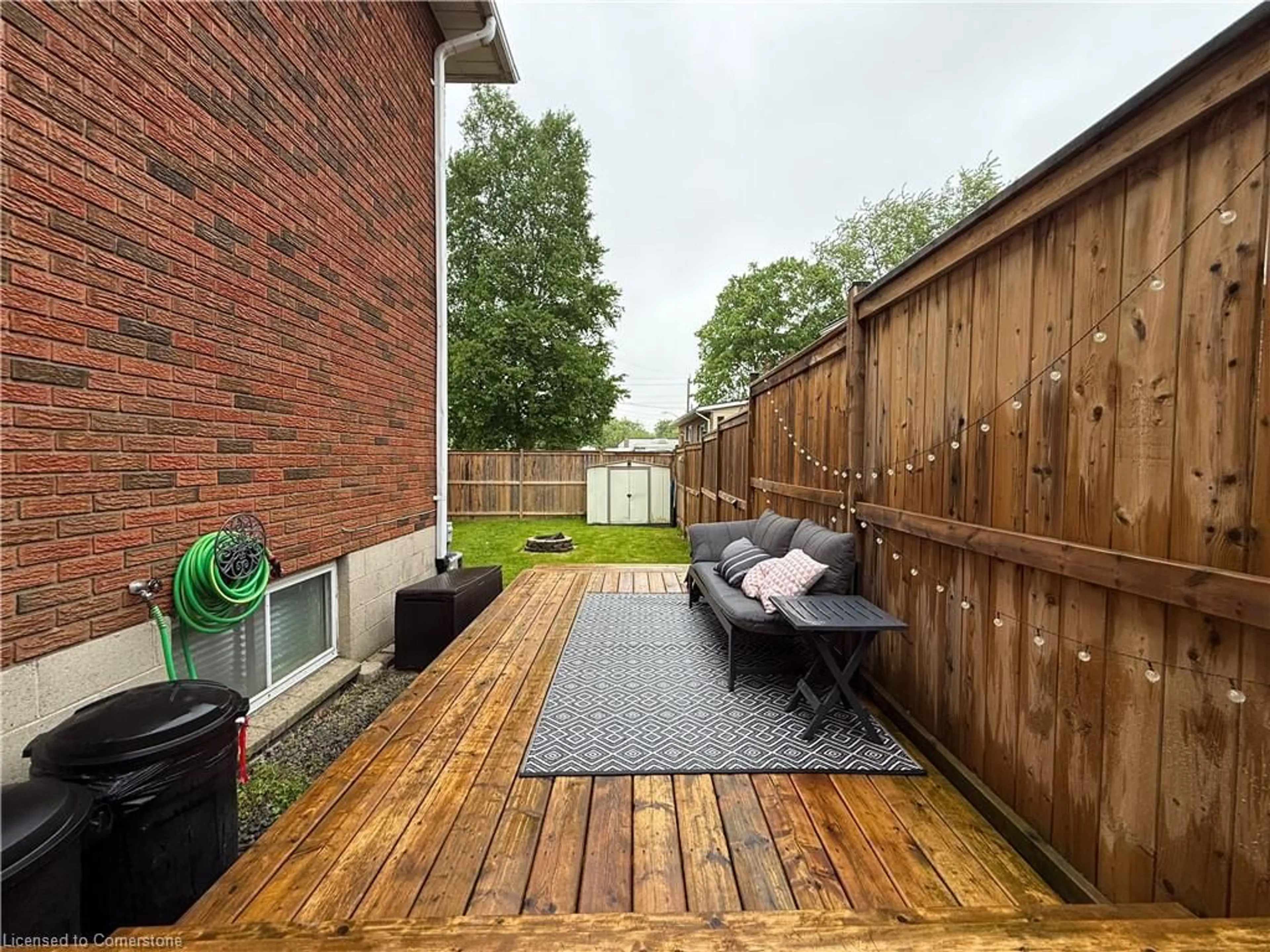 Patio, street for 132 King Hiram St, Ingersoll Ontario N5C 1L6