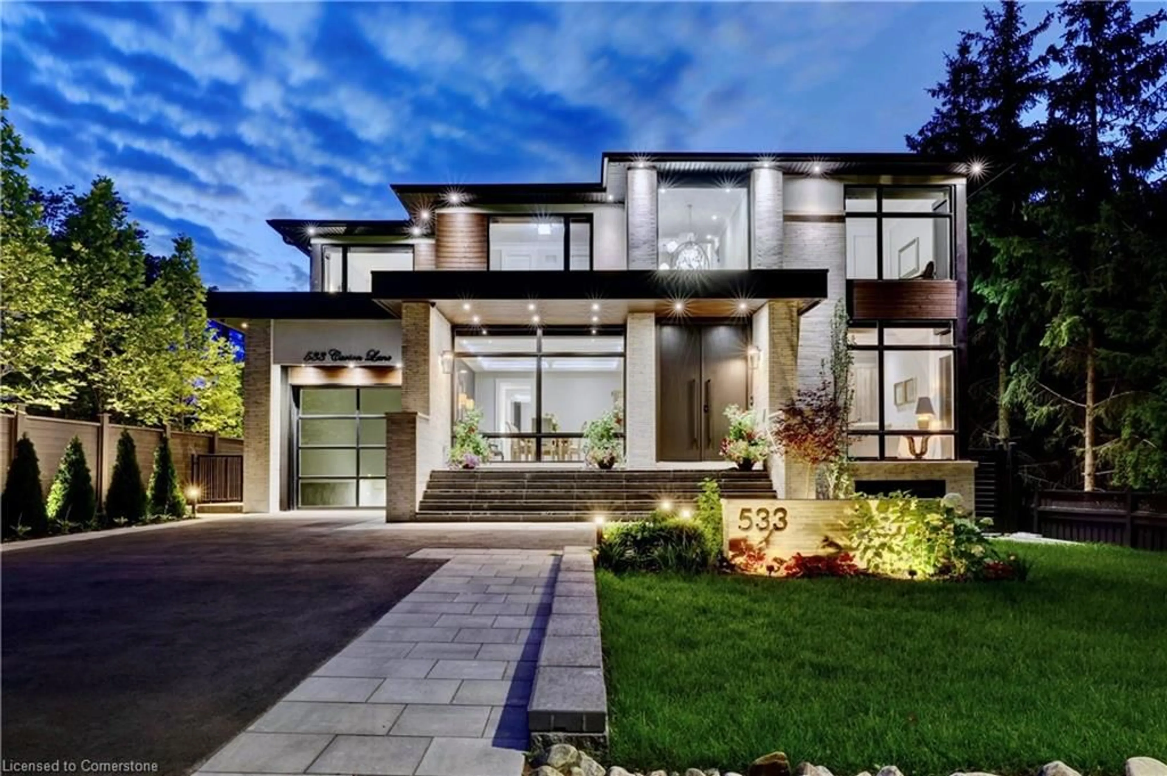 Home with brick exterior material, street for 533 Carson Lane, Oakville Ontario L6J 6M3