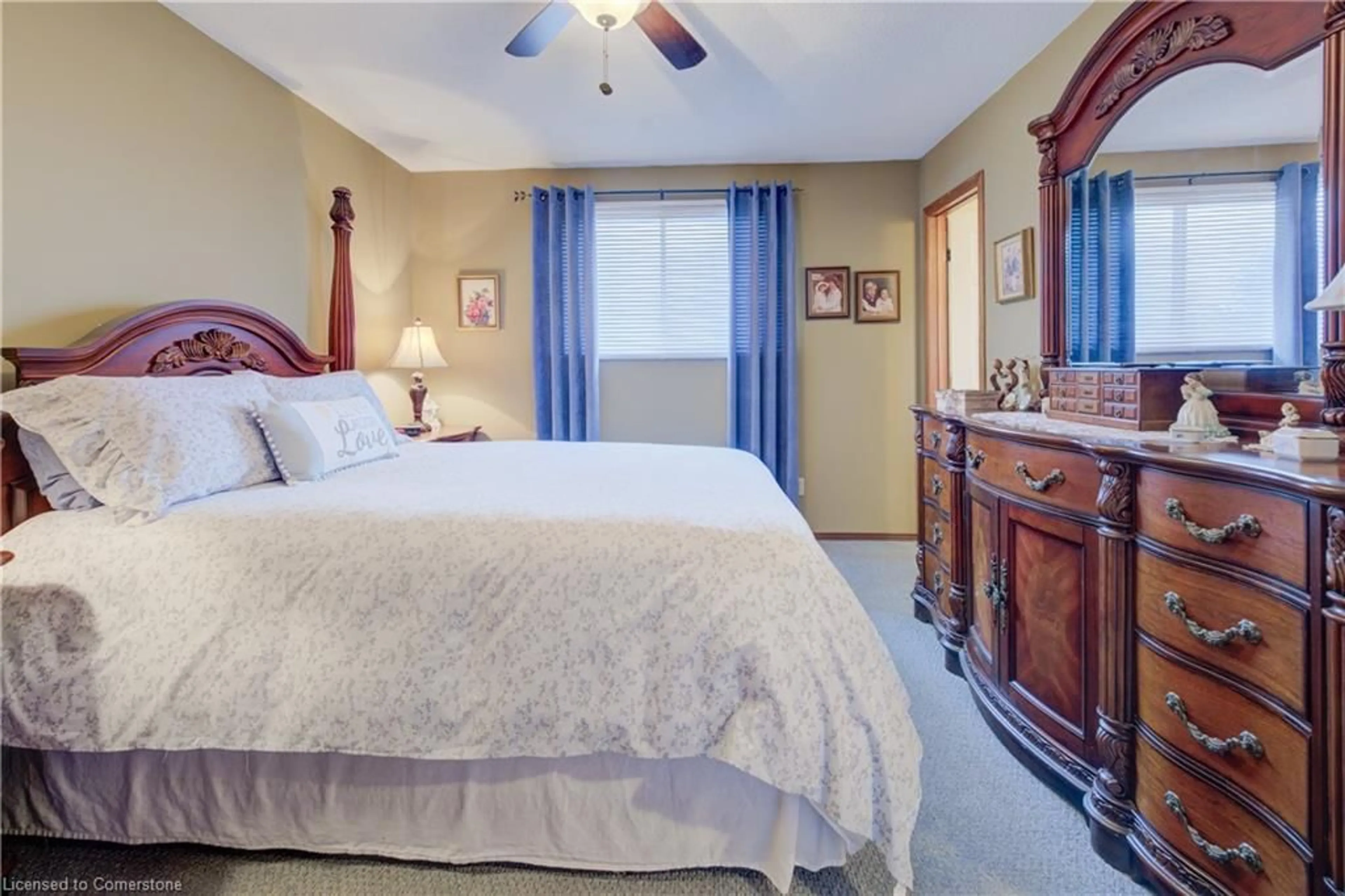 Bedroom with bed, unknown for 59 Trieste Pl, Hamilton Ontario L9B 2C5