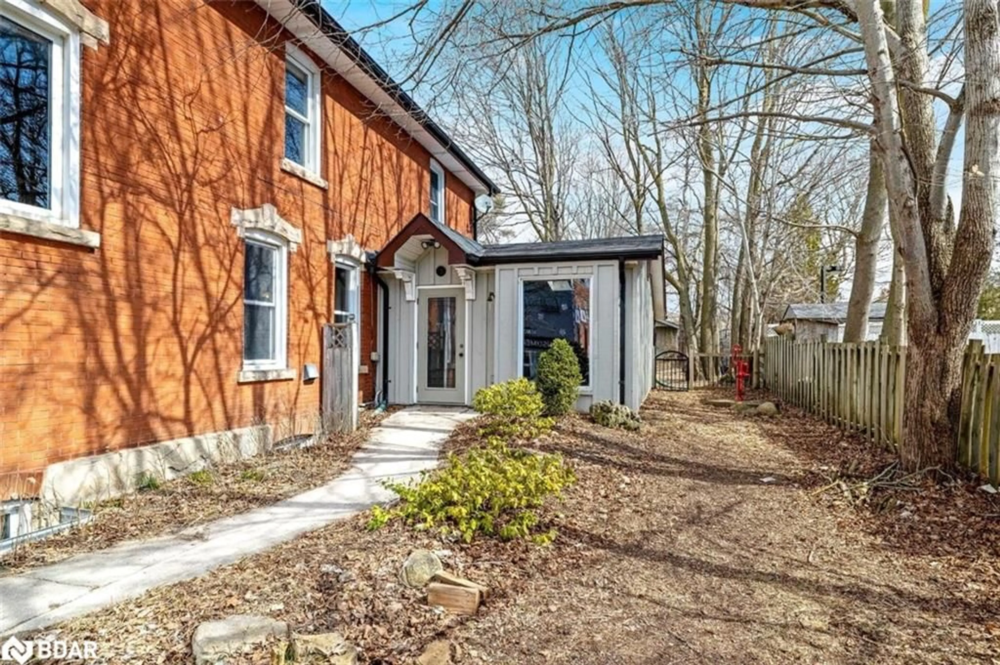 Unknown for 87 Trafalgar Rd, Hillsburg Ontario N0B 1Z0