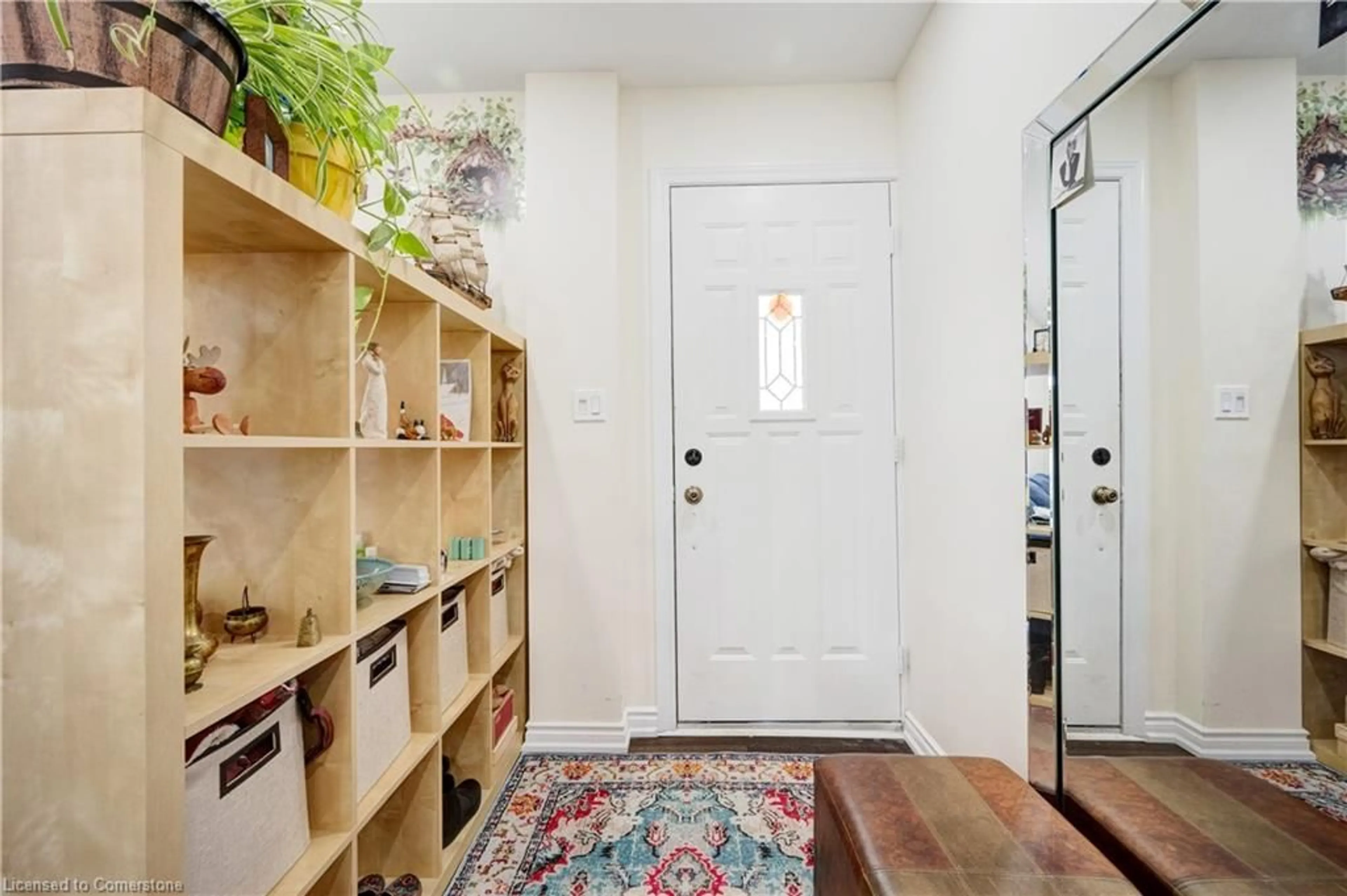 Indoor entryway for 41 Mccaul St, Brampton Ontario L6V 1J1