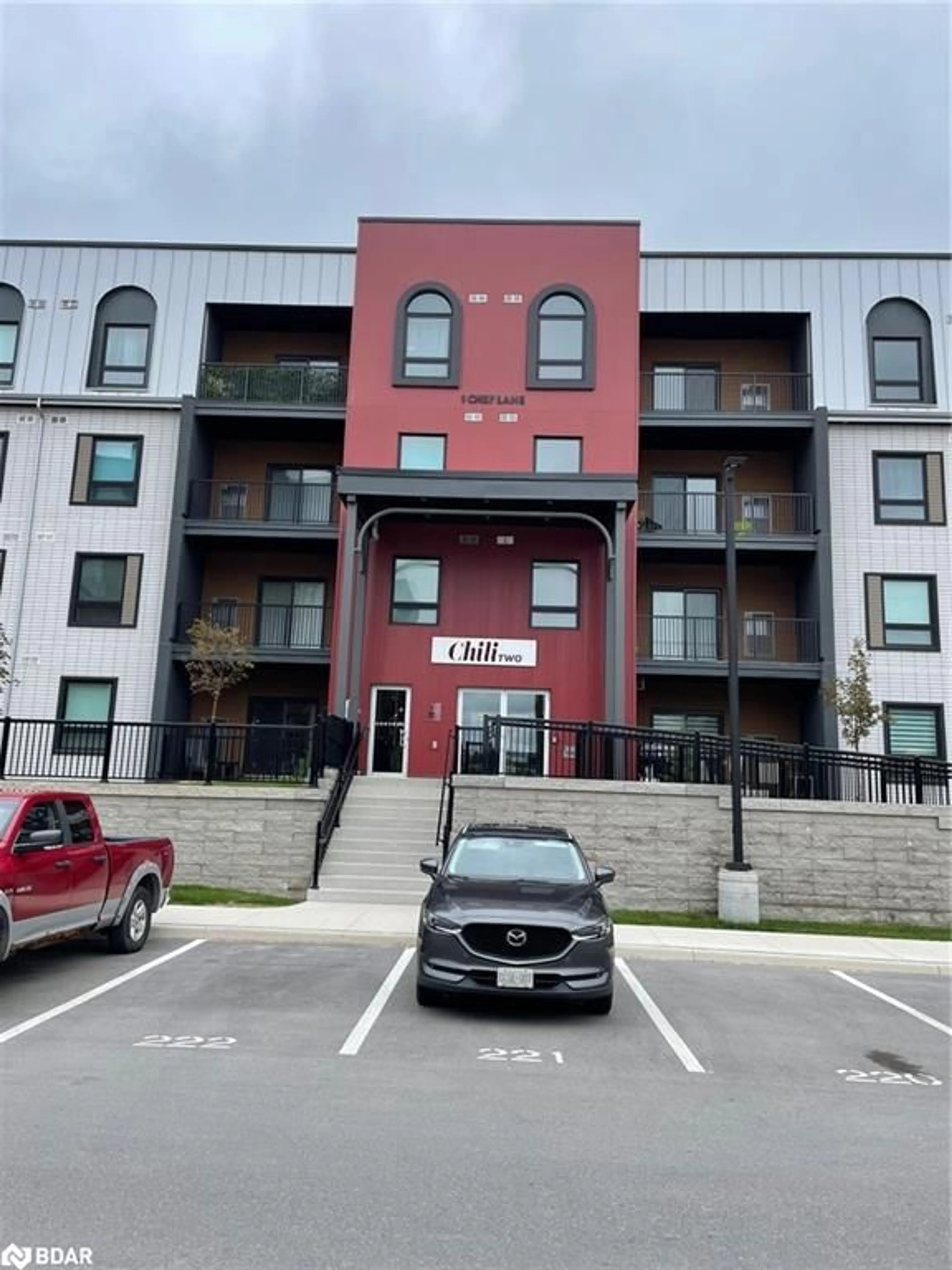 A pic from outside/outdoor area/front of a property/back of a property/a pic from drone, building for 1 Chef Lane #207, Barrie Ontario L9J 0T1