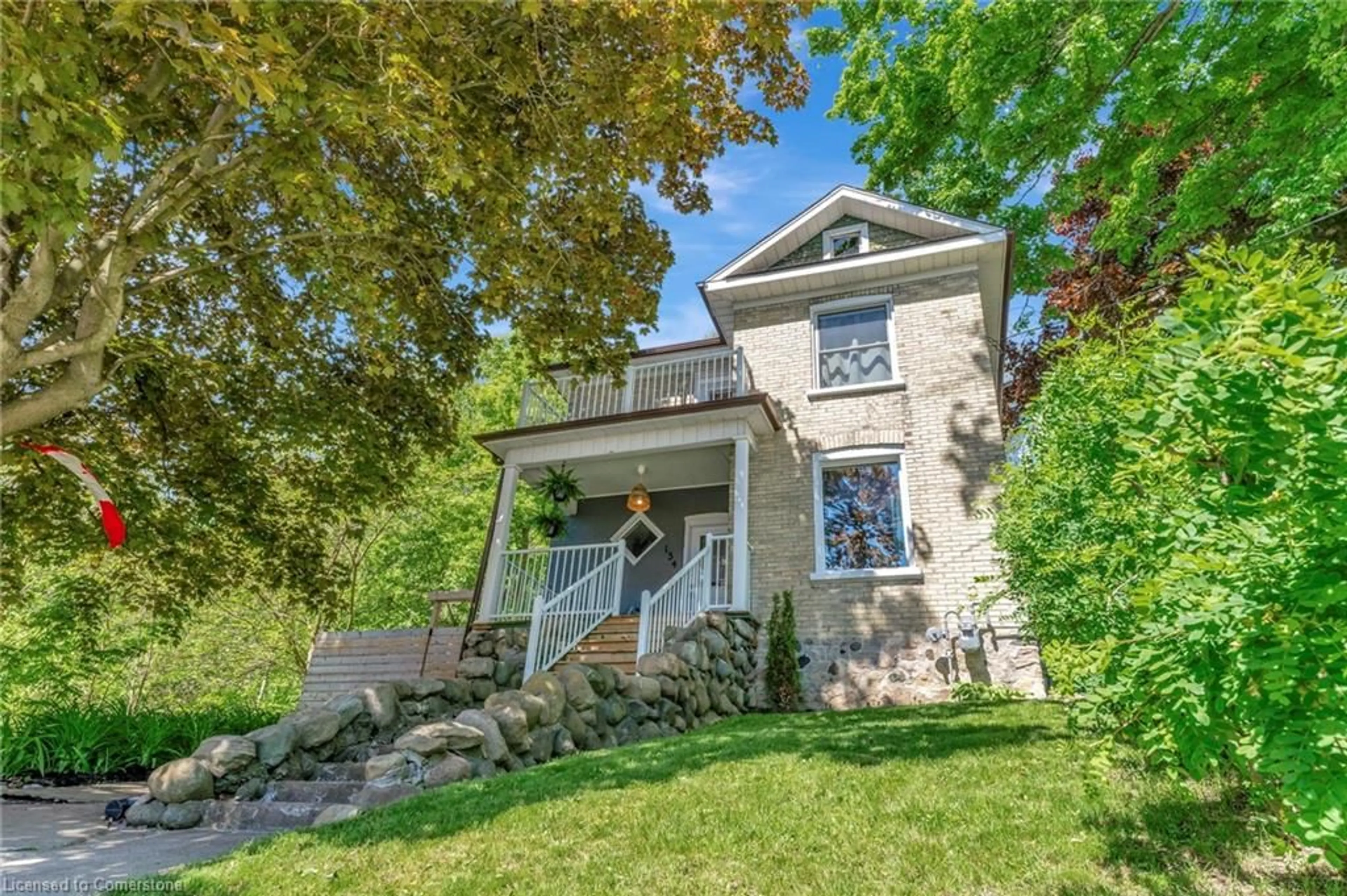 Home with brick exterior material, street for 154 Fountain St, Cambridge Ontario N3H 1H6