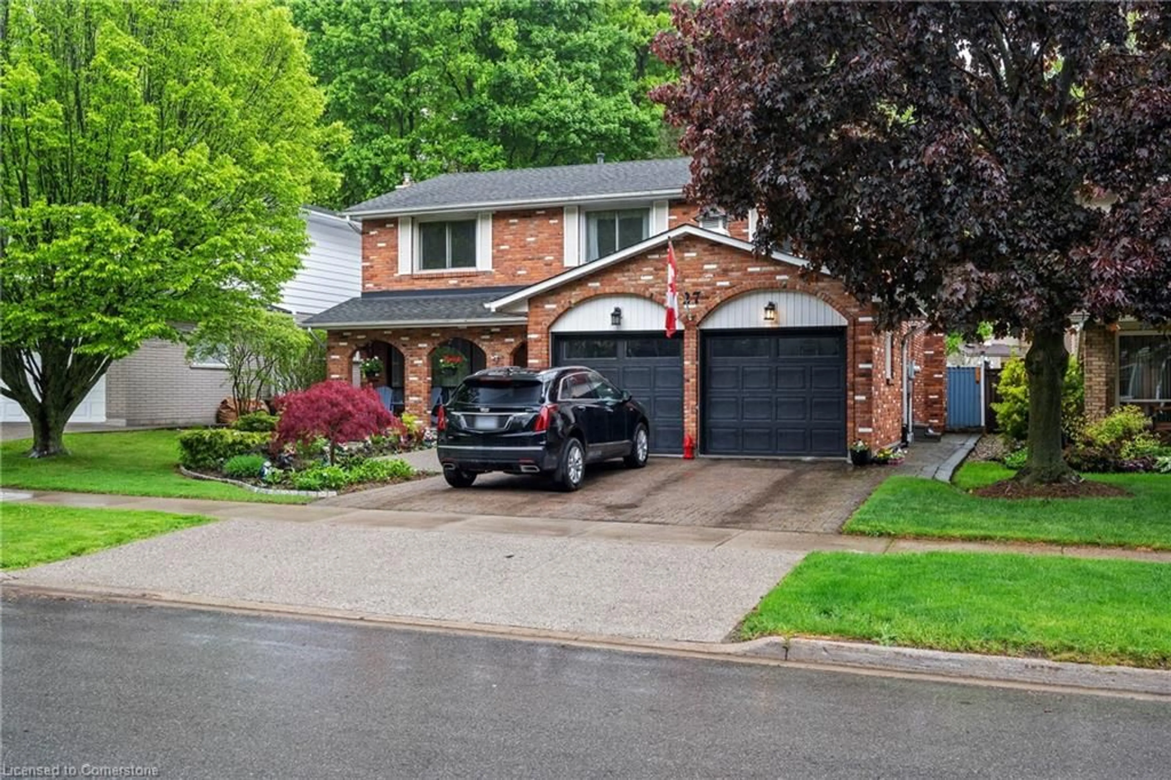 Home with brick exterior material, street for 27 Jerome Park Dr, Hamilton Ontario L9H 6G9
