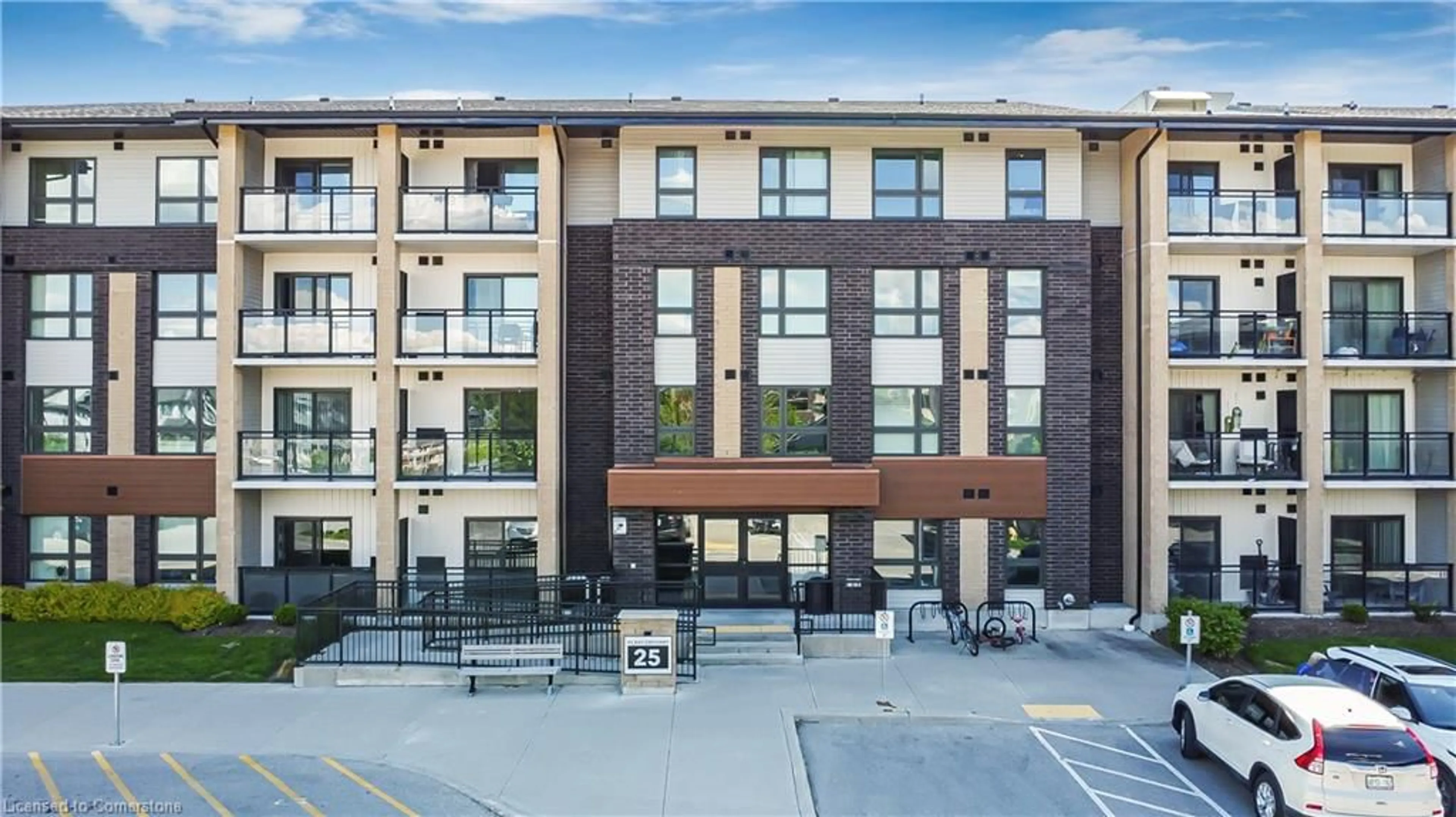 Patio, building for 25 Kay Cres #403, Guelph Ontario N1L 0P2