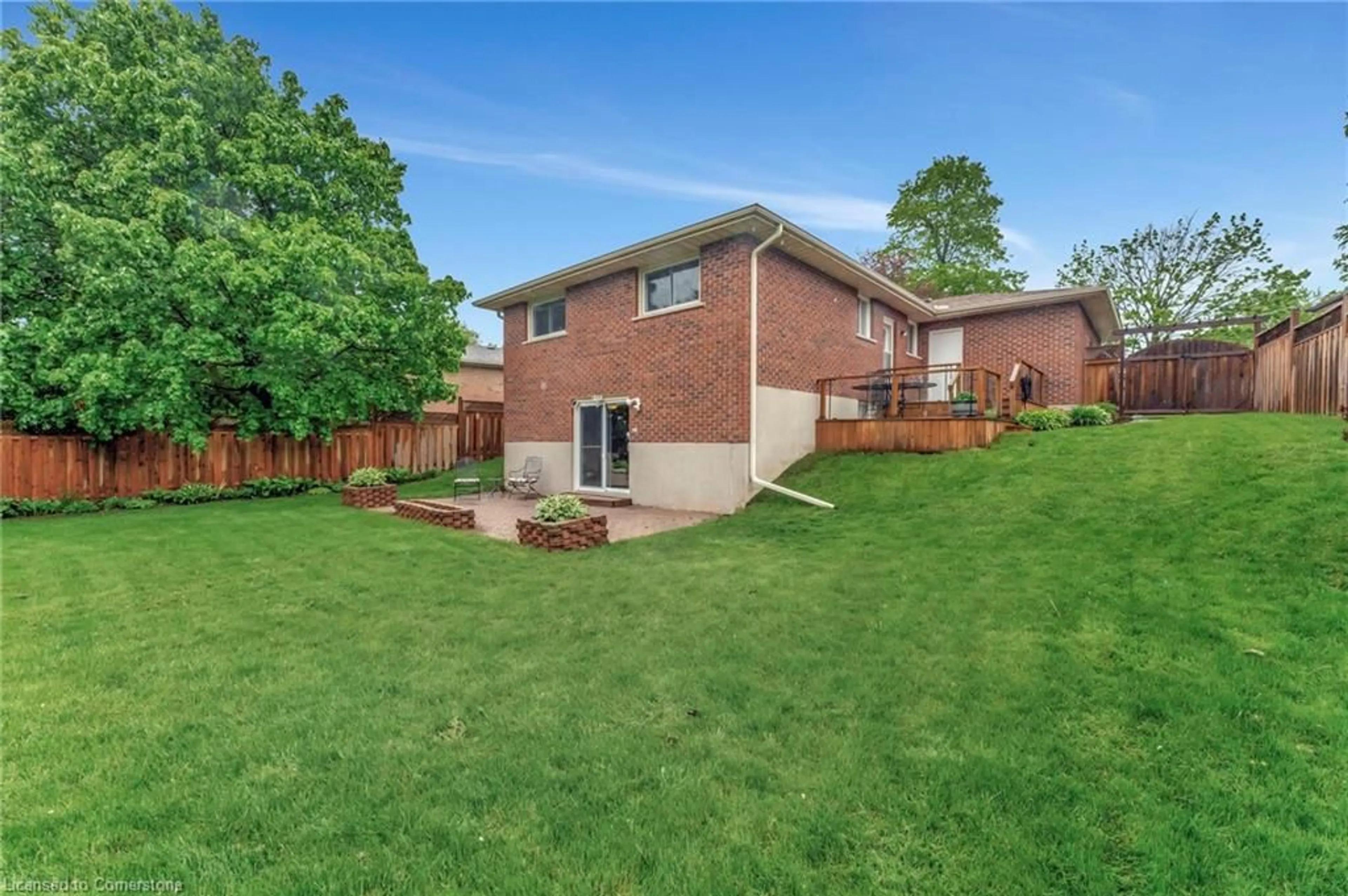 Home with brick exterior material, unknown for 181 White Pine Cres, Waterloo Ontario N2V 1B3