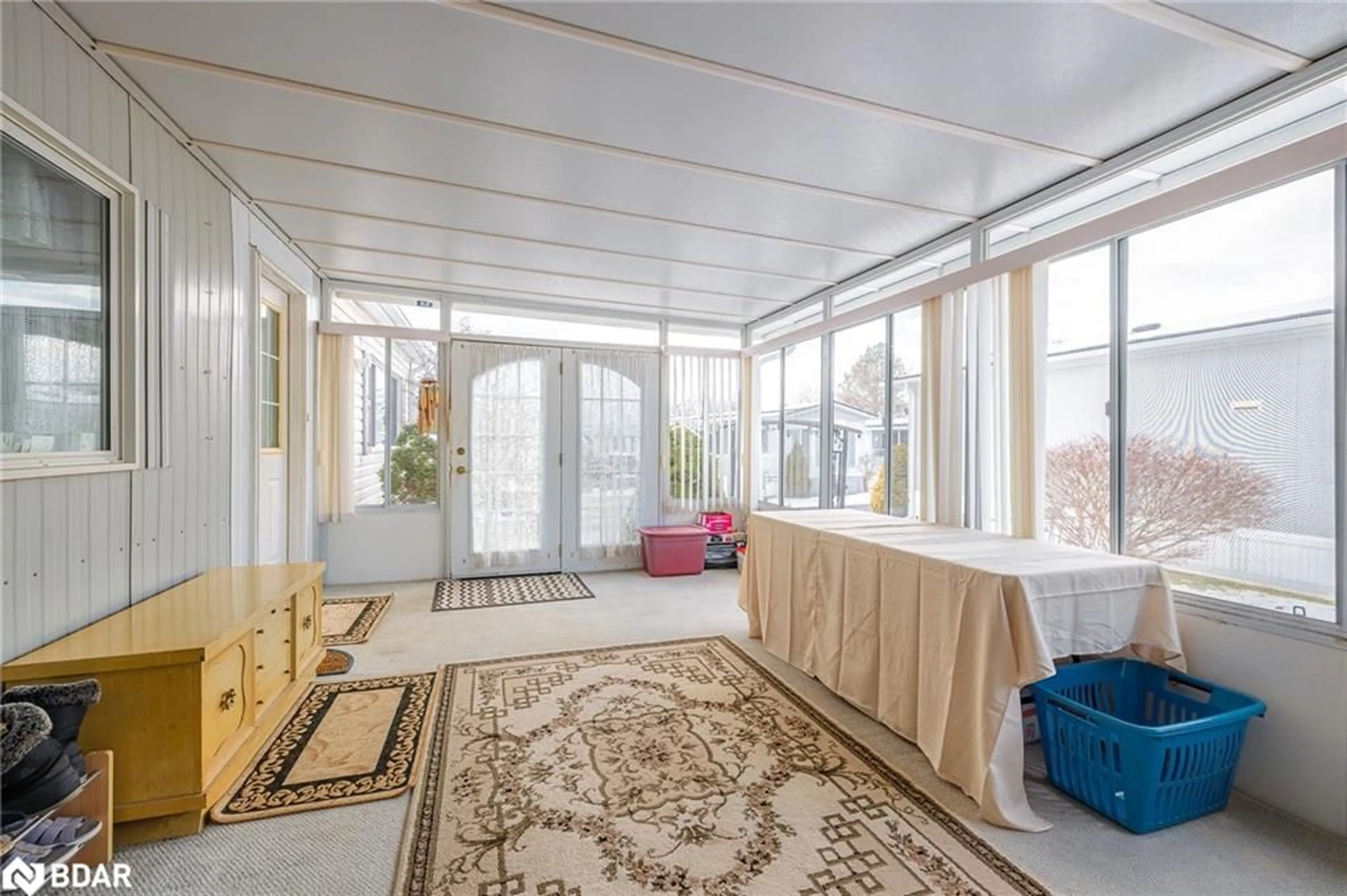 Indoor foyer for 3033 Townline Rd #52, Stevensville Ontario L0S 1S1