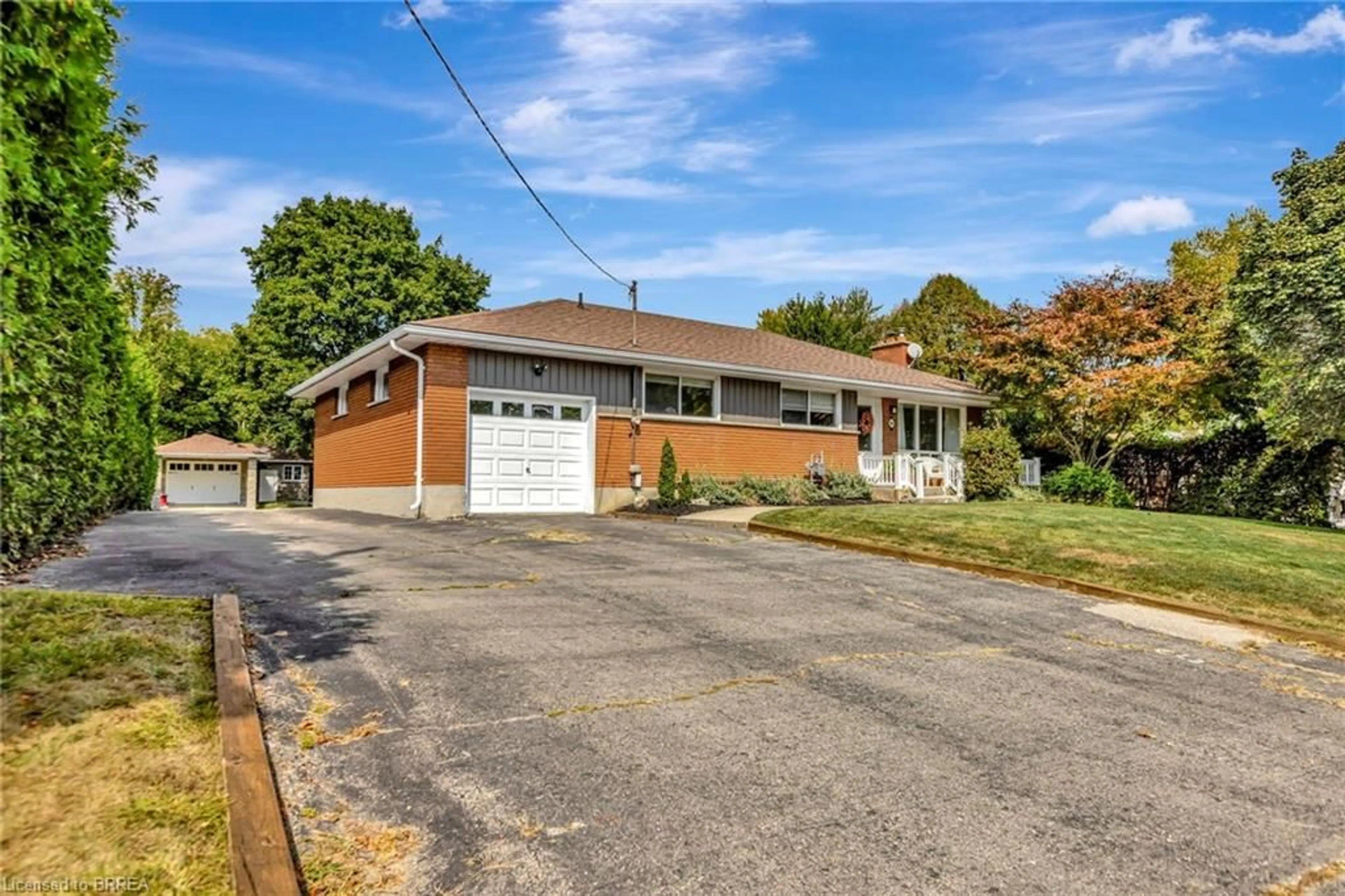 Home with brick exterior material, street for 54 Paris Links Rd, Paris Ontario N3L 1R3