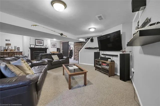 Additional property image - 88 Aldercrest Ave