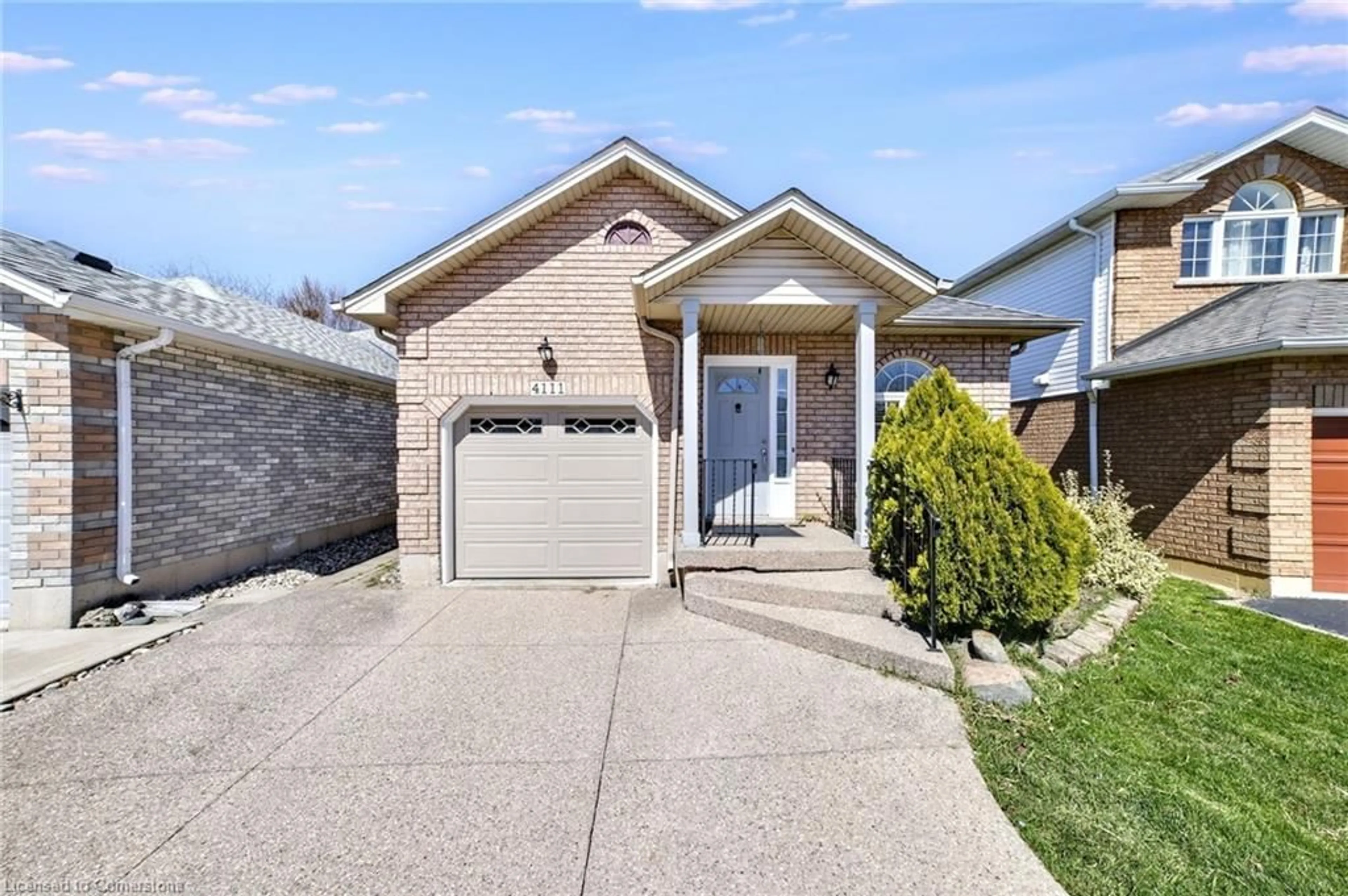 Unknown for 4111 Continental Dr, Burlington Ontario L7M 4L1