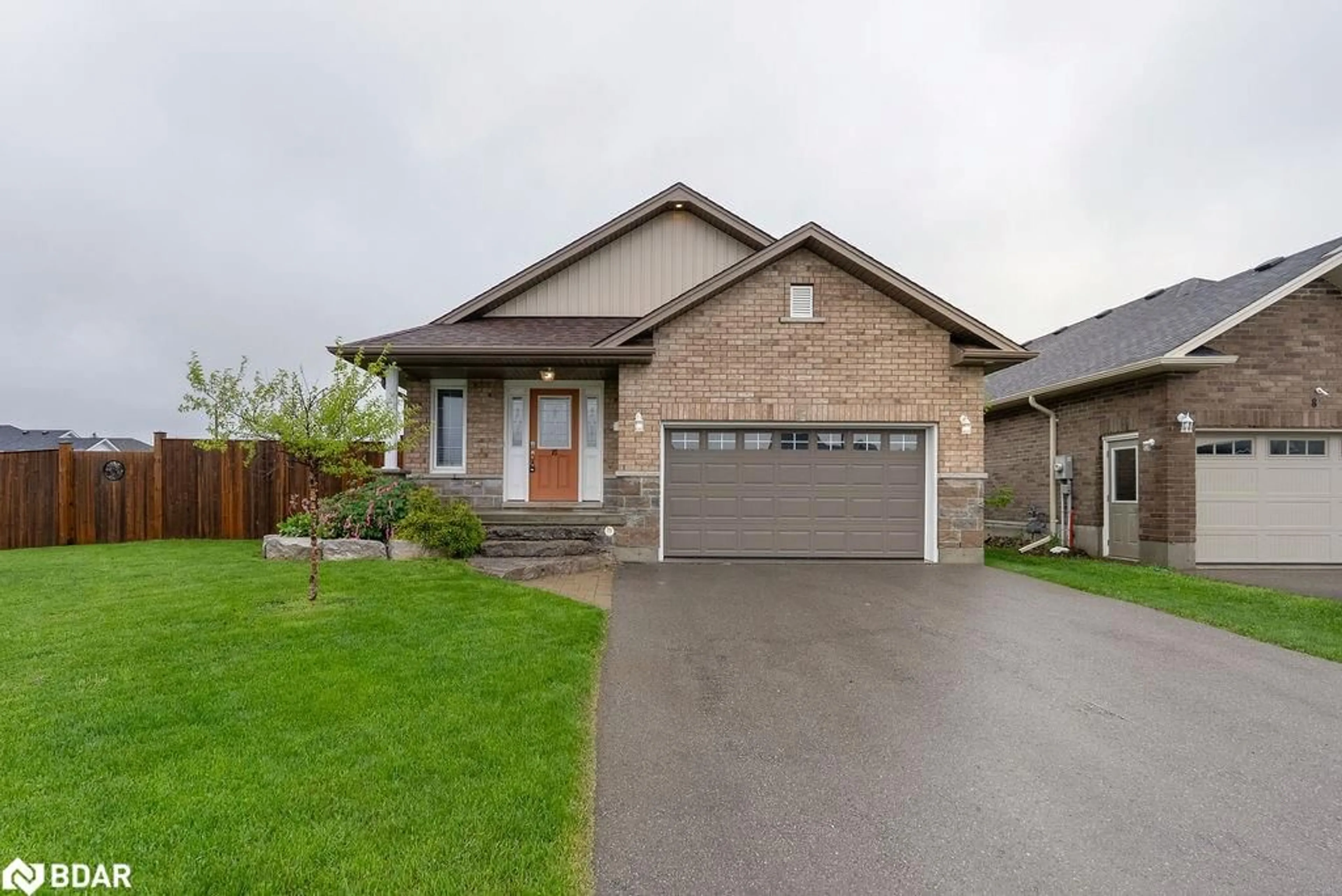 Home with brick exterior material, street for 10 Newton Ave, Lindsay Ontario K9V 0J4