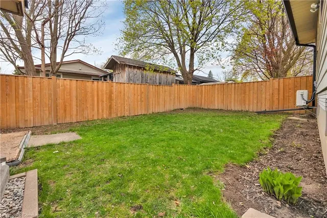 Additional property image - 39 Cartier Dr