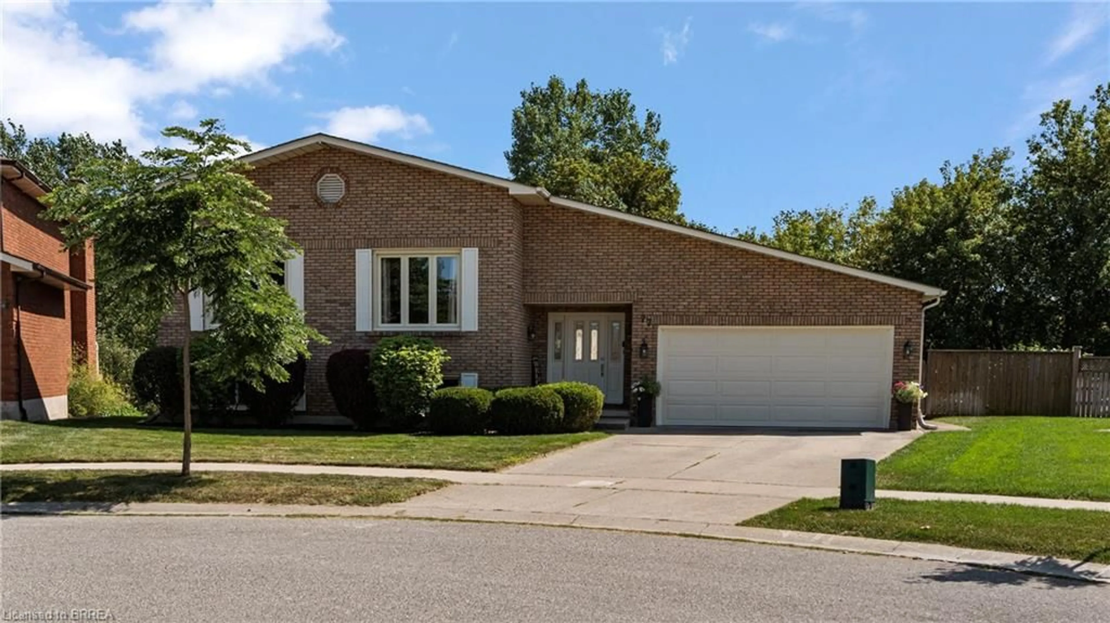 Home with brick exterior material, street for 77 Ludlow Cres, Brantford Ontario N3P 1X2