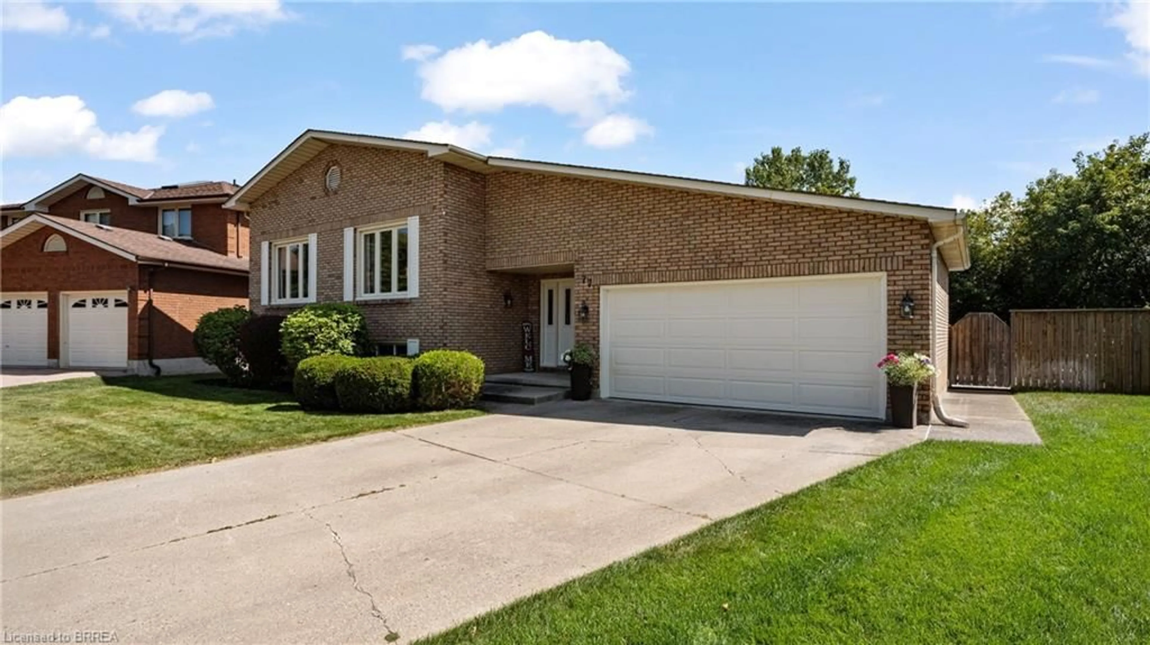 Home with brick exterior material, street for 77 Ludlow Cres, Brantford Ontario N3P 1X2
