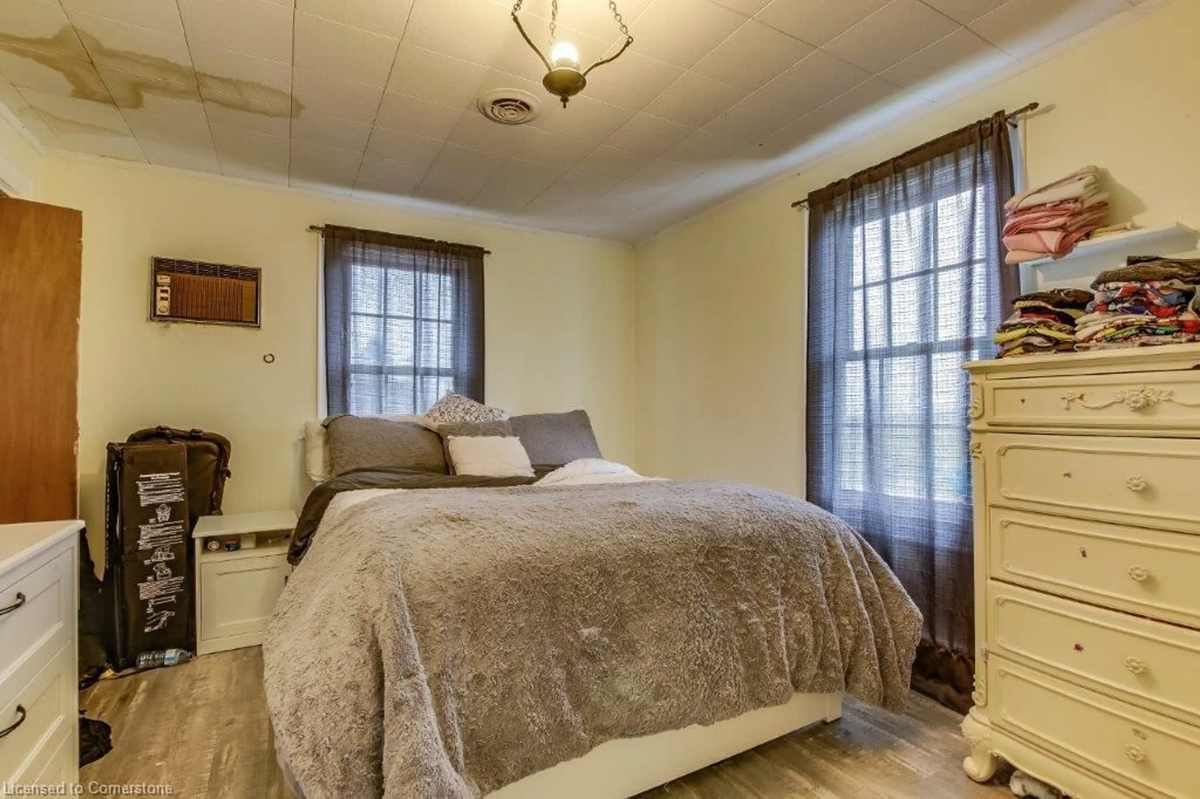 Bedroom with bed, unknown for 451 Port Ryerse Rd, Simcoe Ontario N3Y 4K2