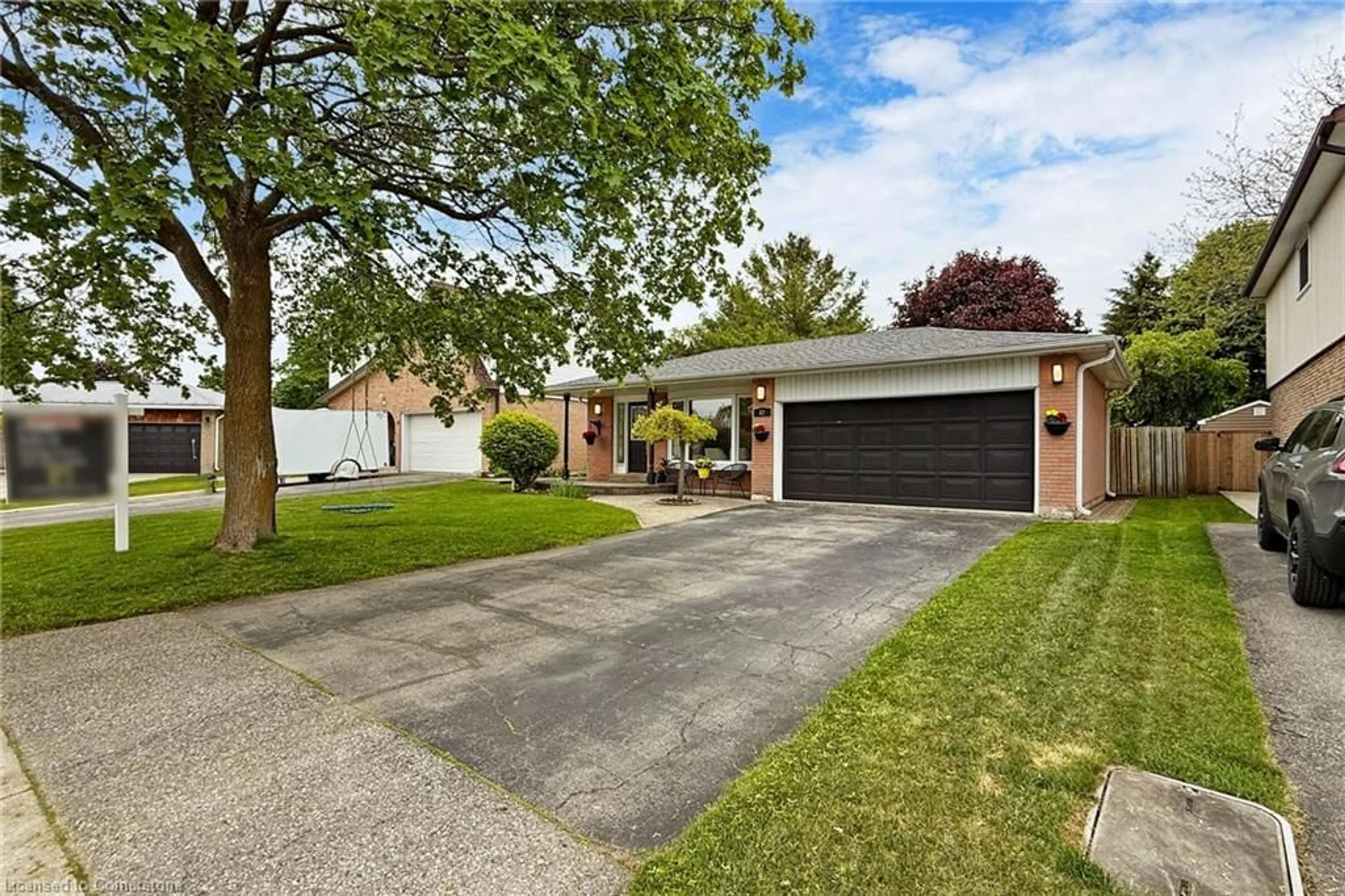 Unknown for 62 Valerie Crt, Cambridge Ontario N3C 3H4